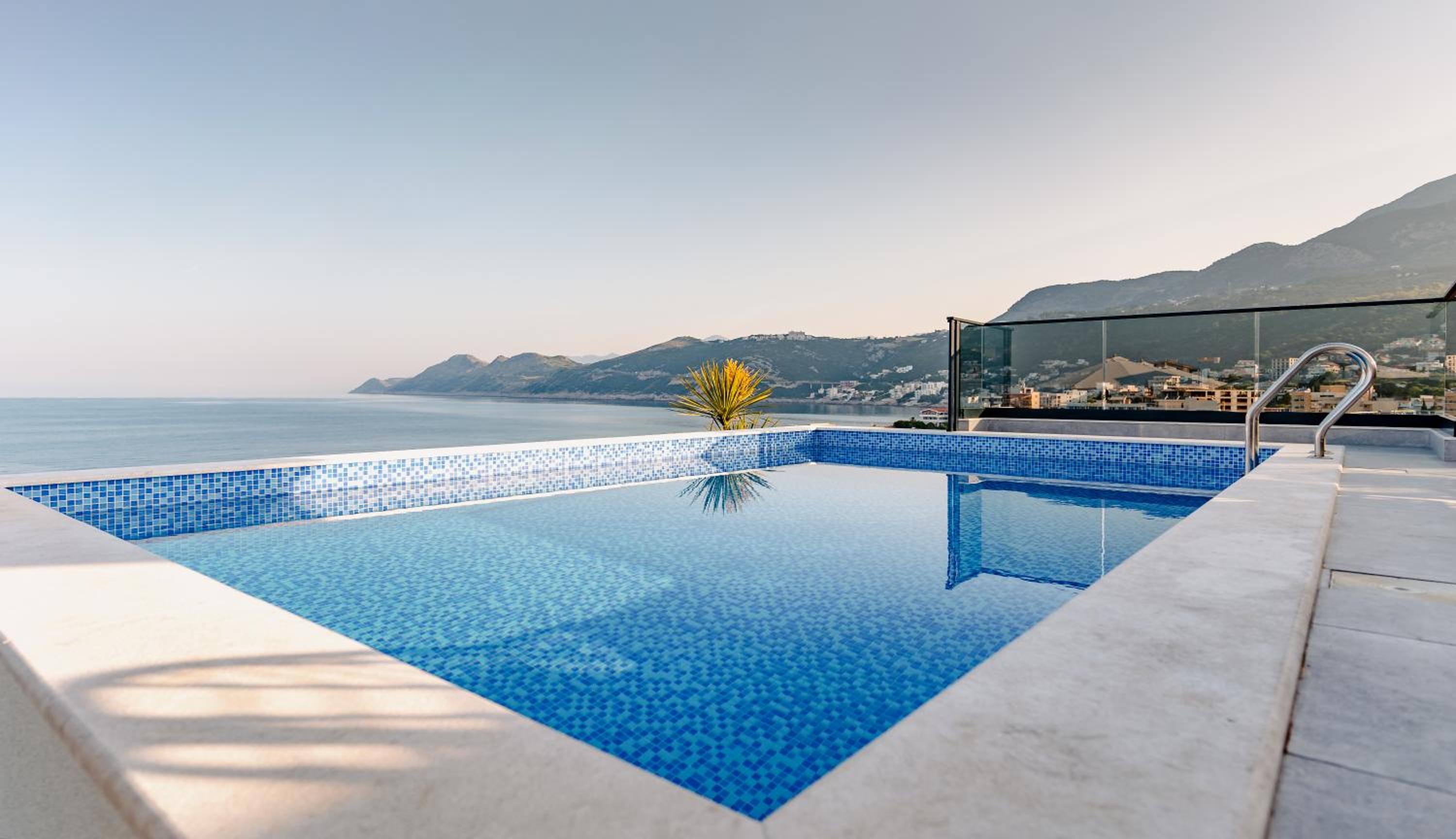 Kalamper Apartments view 4