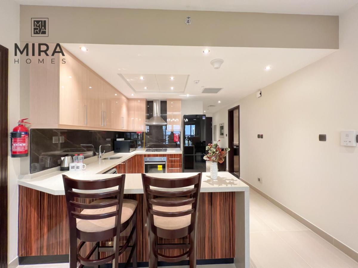 Mira Holiday Homes - Luxury 1 bedroom with Burj Khalifa View