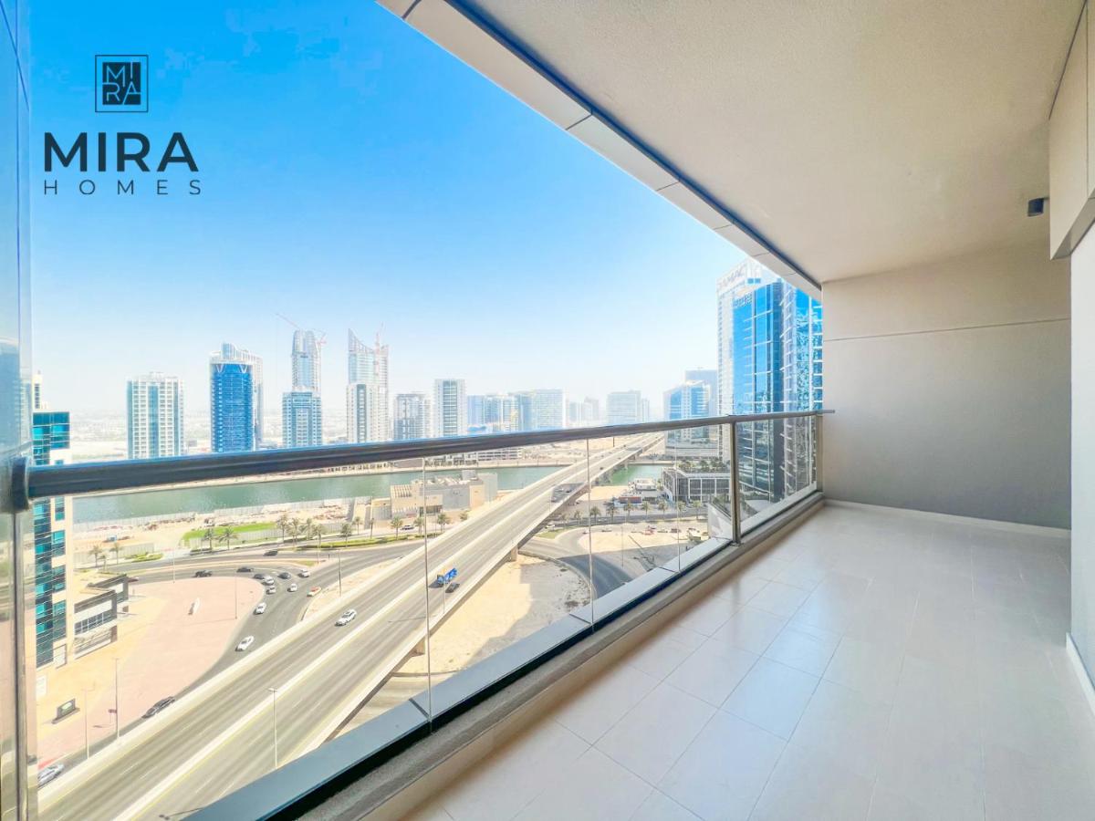 Mira Holiday Homes - Luxury 1 bedroom with Burj Khalifa View