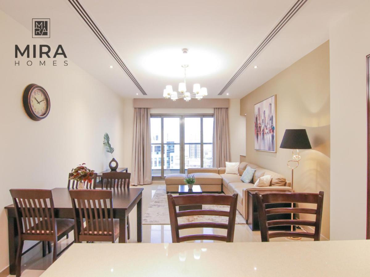 Mira Holiday Homes - Luxury 1 bedroom with Burj Khalifa View