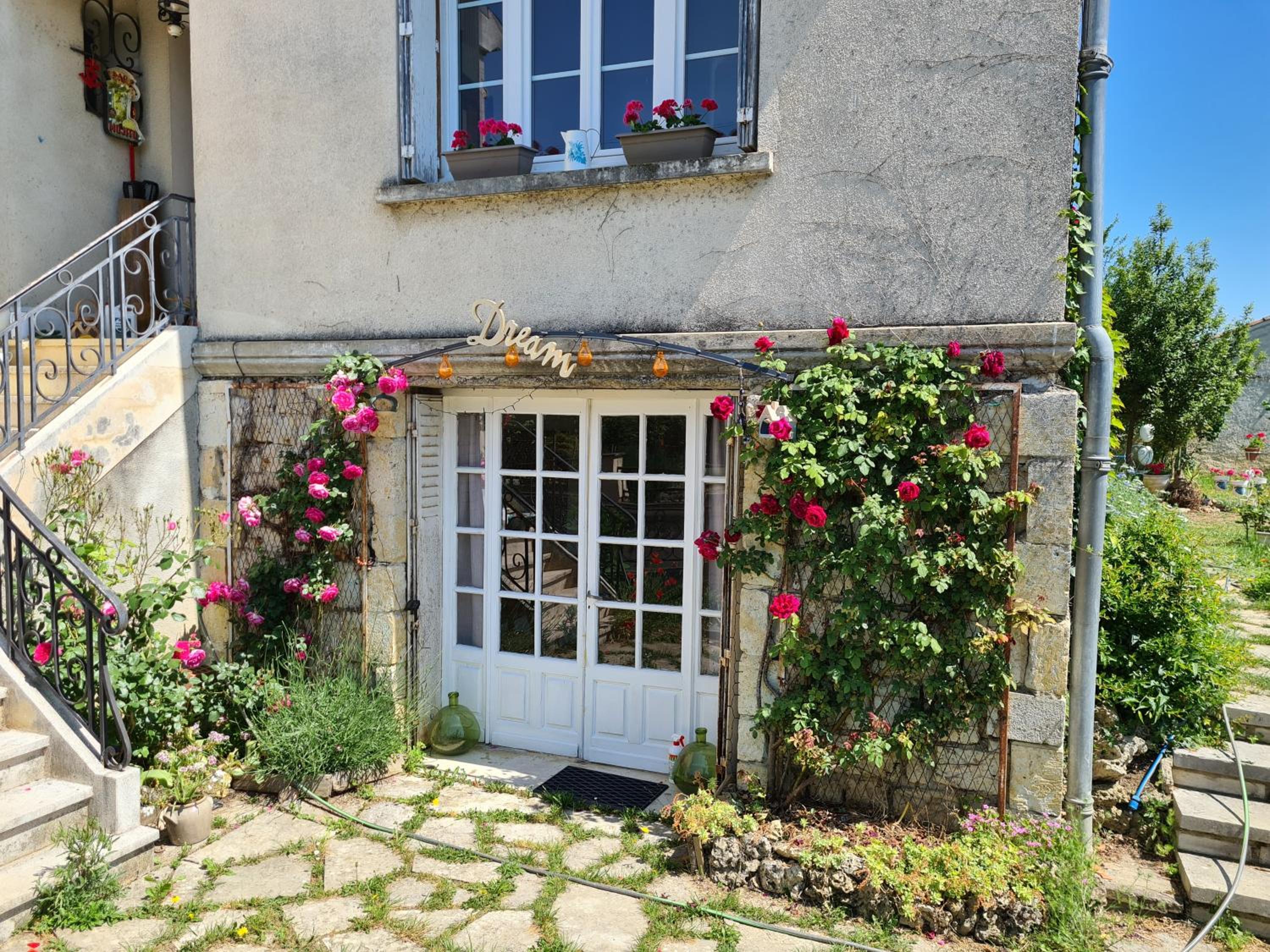 VILLA PIERRE view 4