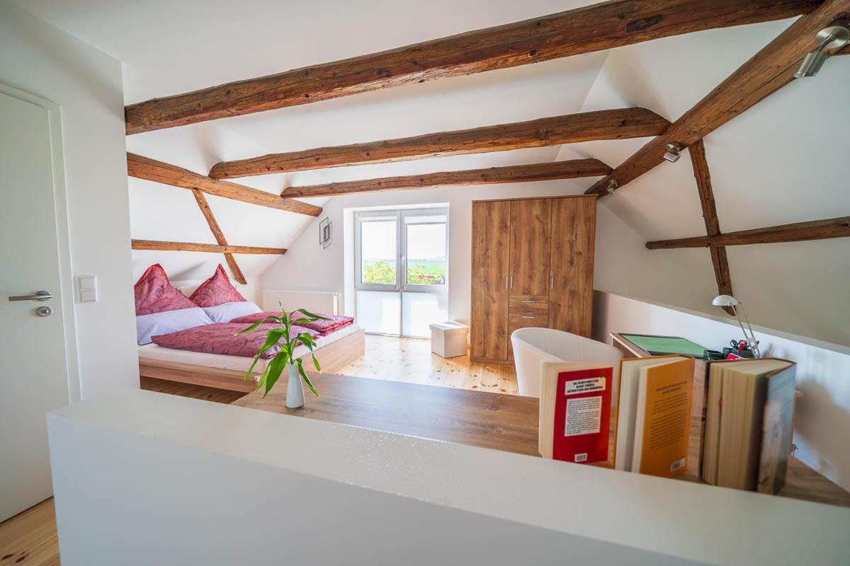 Ferienhaus Teichblick und Turmblick, mit Kultur in Großzschepa, Nähe Leipzig