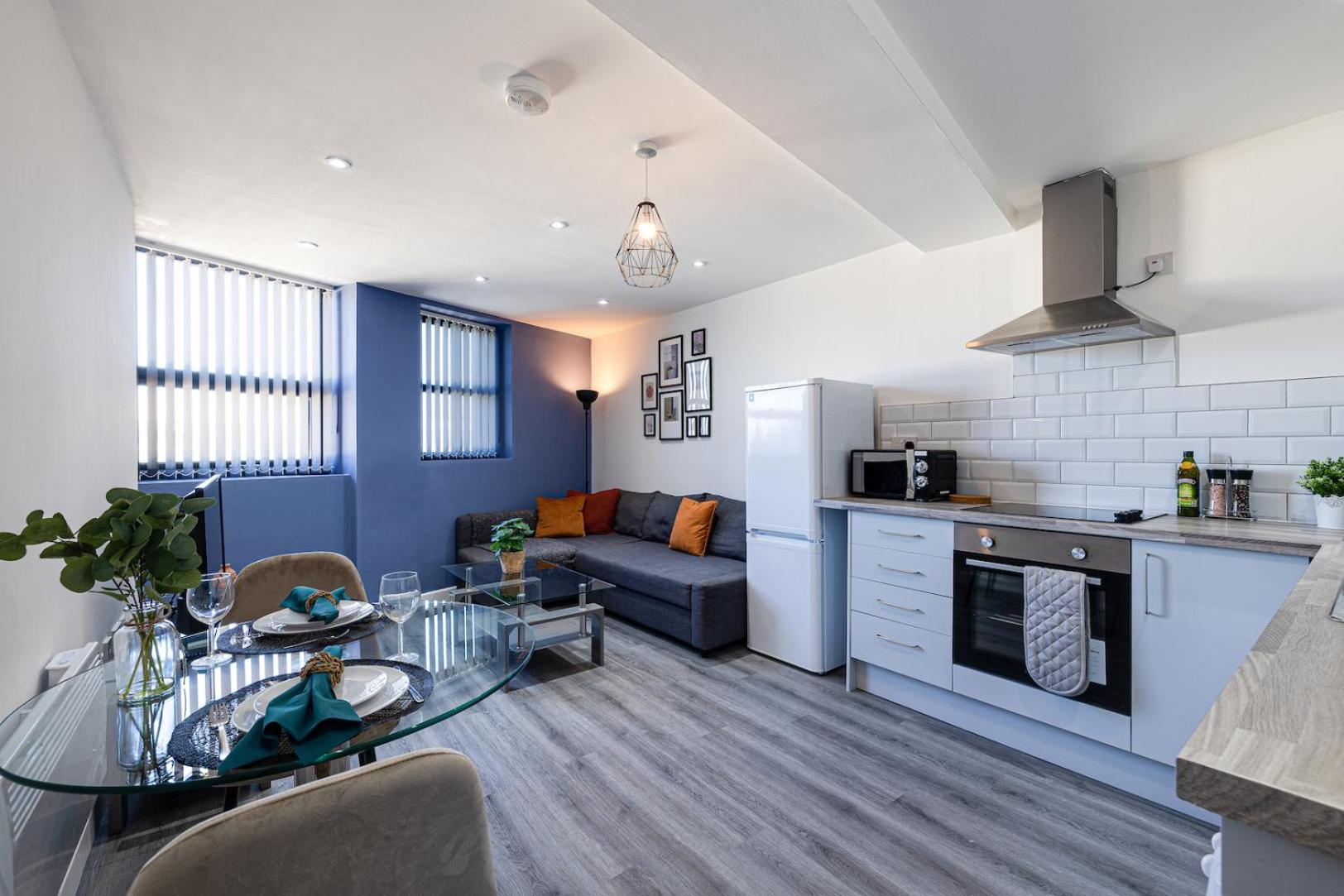 Stunning 1 bed apartment in the heart of Stockport view 4