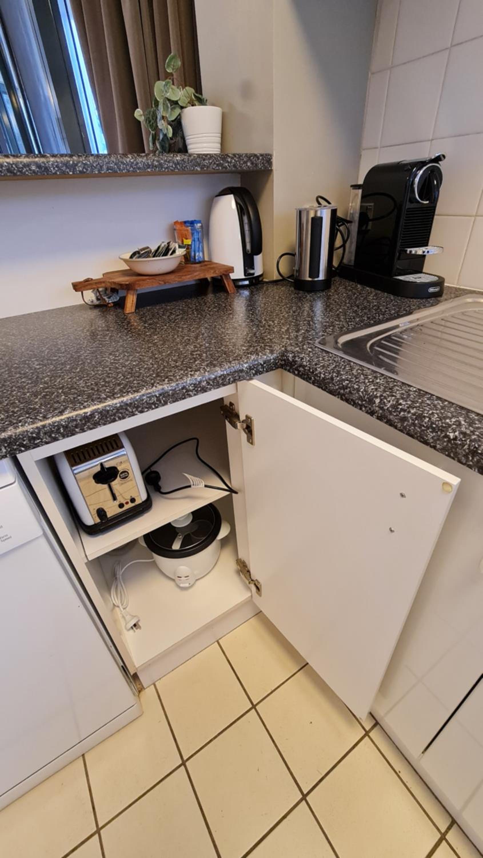 2BR 2Bath L4 Executive Apartment, in City Centre view 3