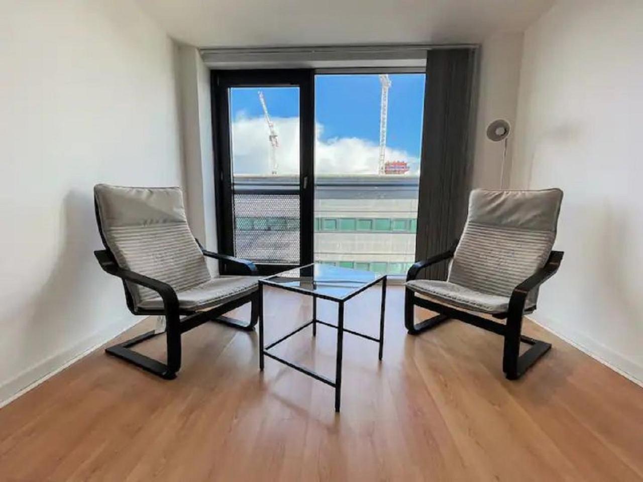 SECC&HYDRO BeAUTIFUL 2BR APARTMENT WITH FREE PARKING