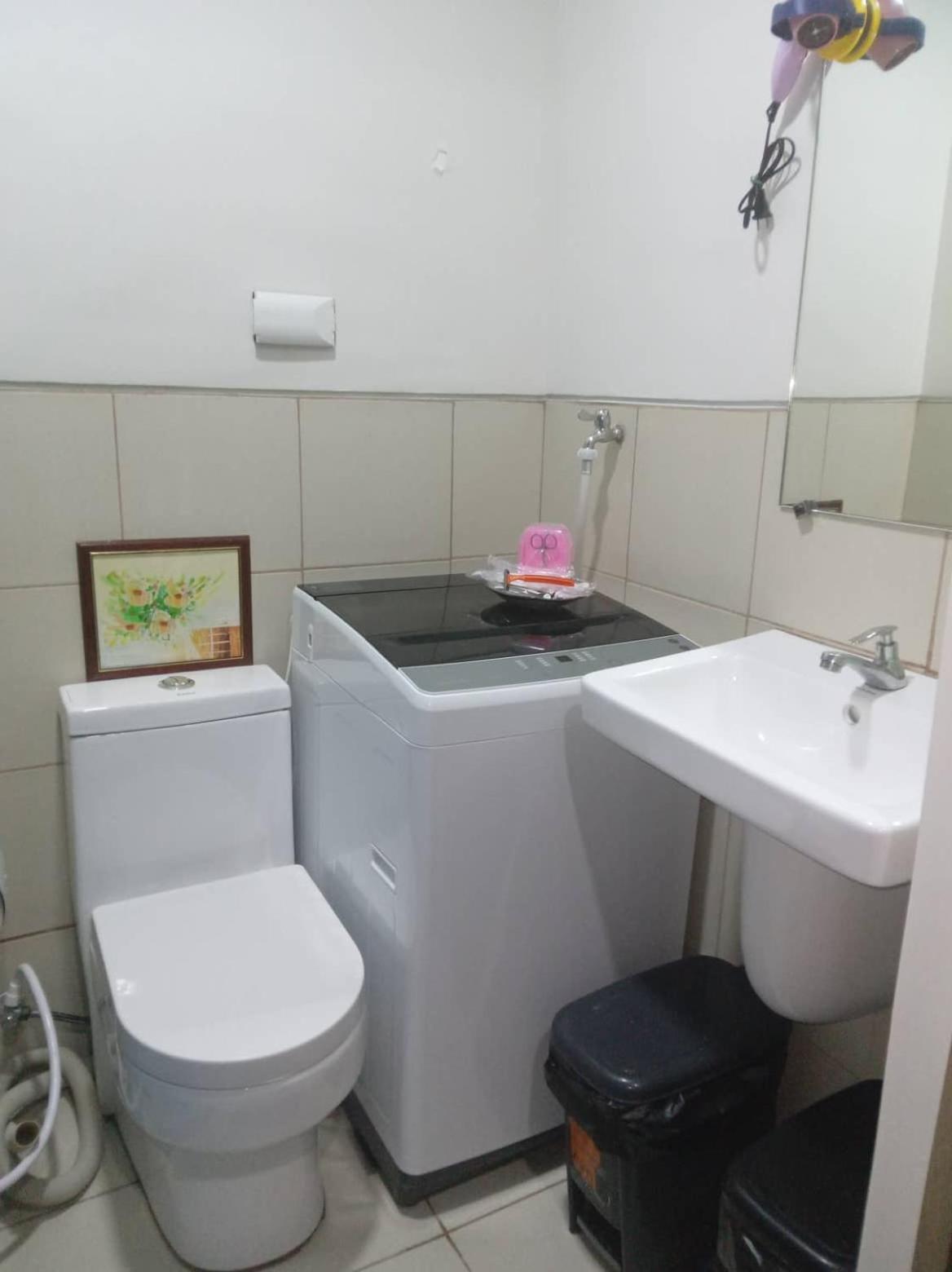Paranaque SM-Sucat Field Res. Bldg 5, 2/F, 2BR with Balcony view 2