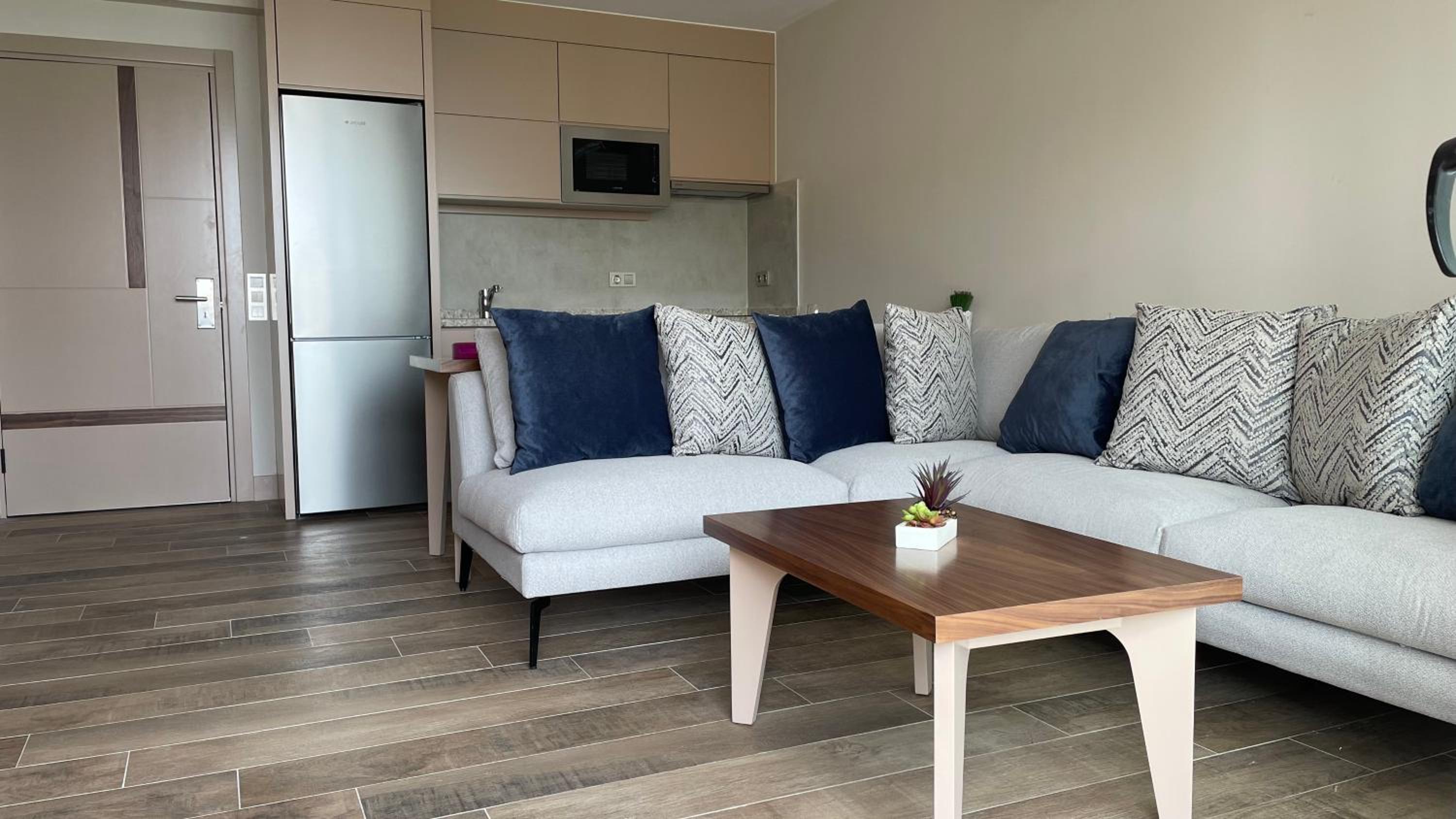 Green Garden City Luxury Apartments - Image 6