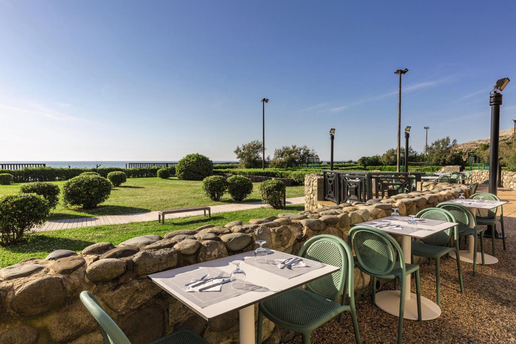 Anglet Vacations - Belambra Clubs Anglet - La Chambre d'Amour - Property Image 5