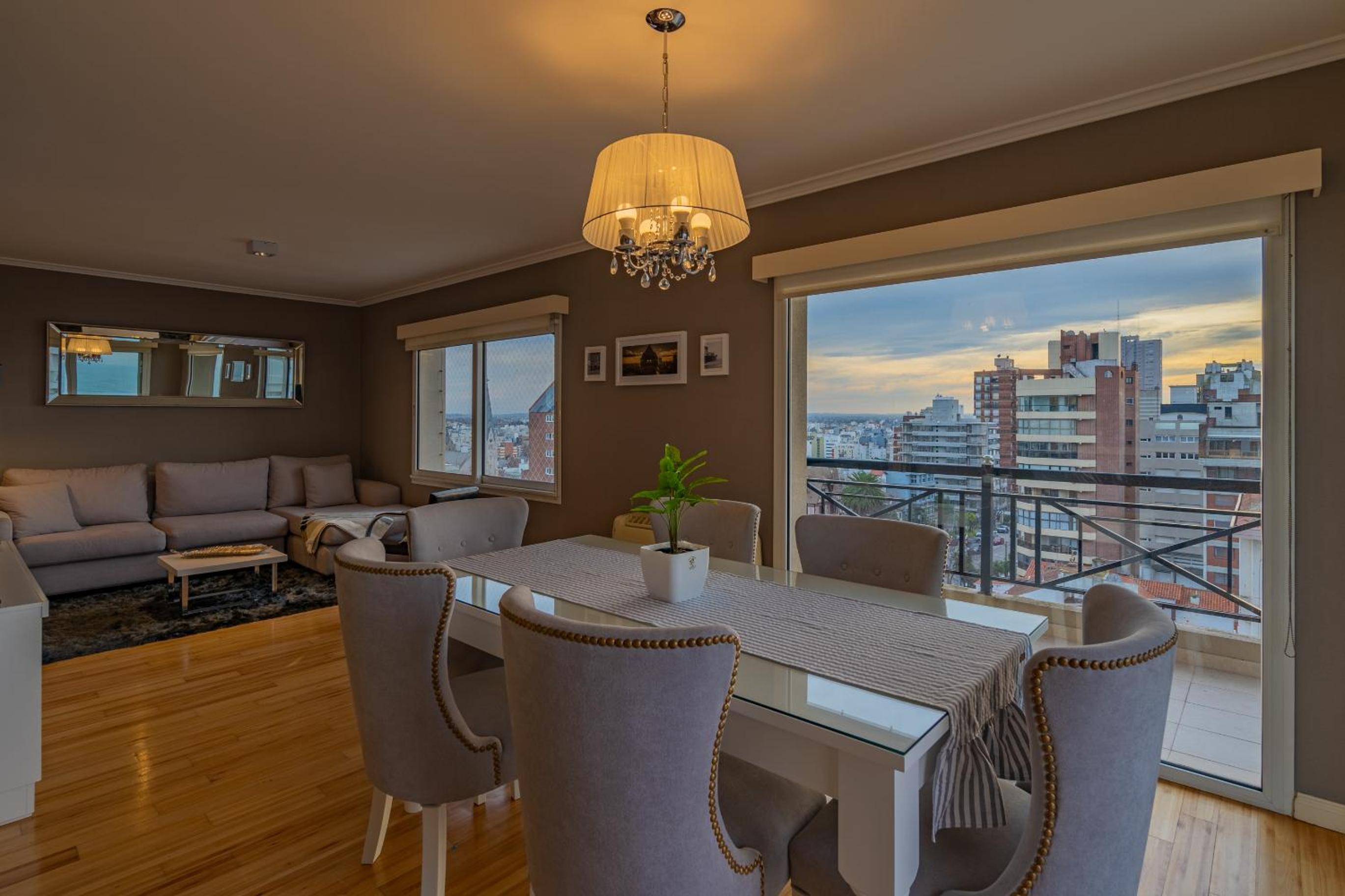 Departamento Varese Güemes Alta Gama Luxury 4/5 Pax Vista Mar