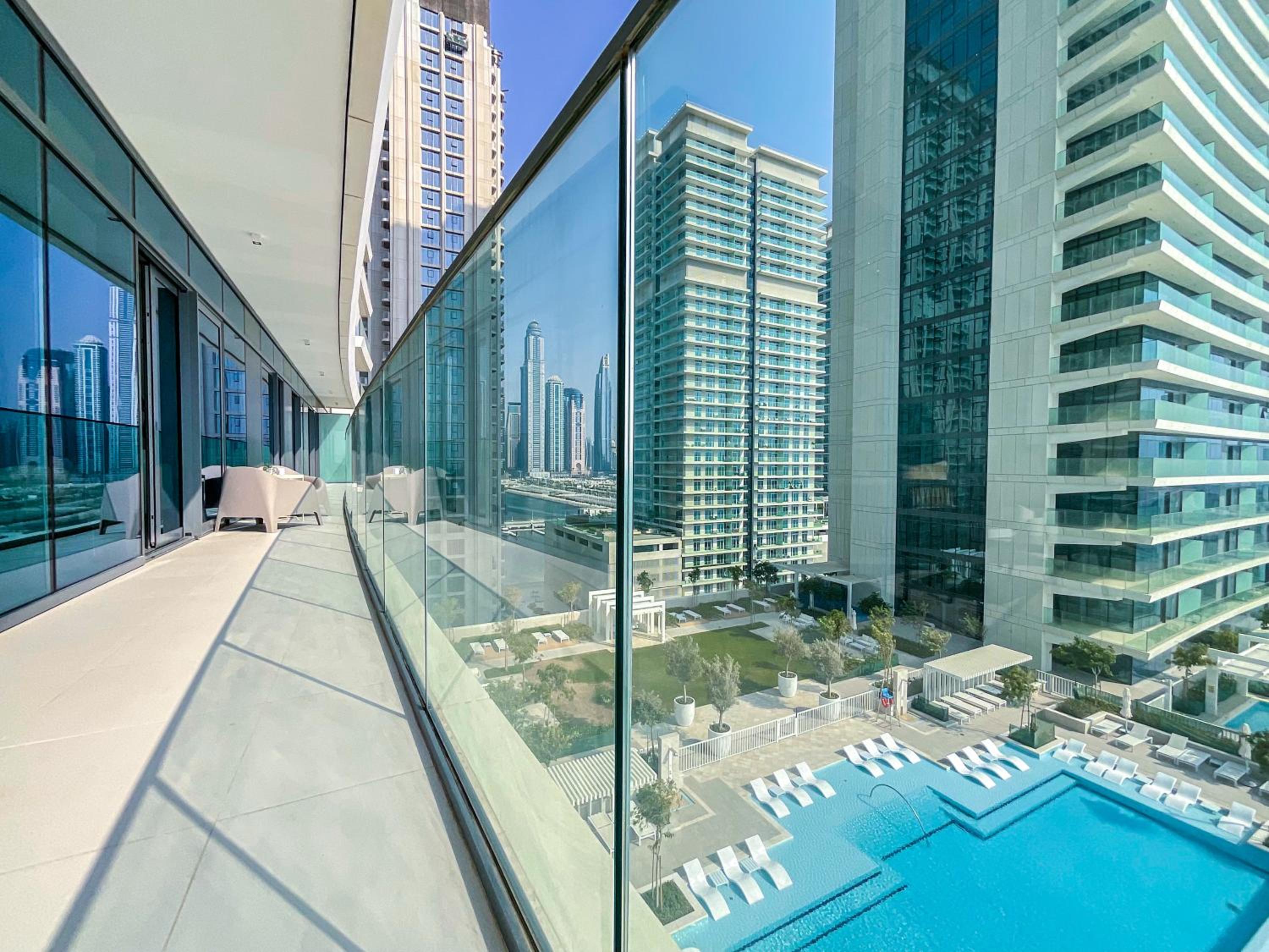 HiGuests - Superlative apt with private beach access