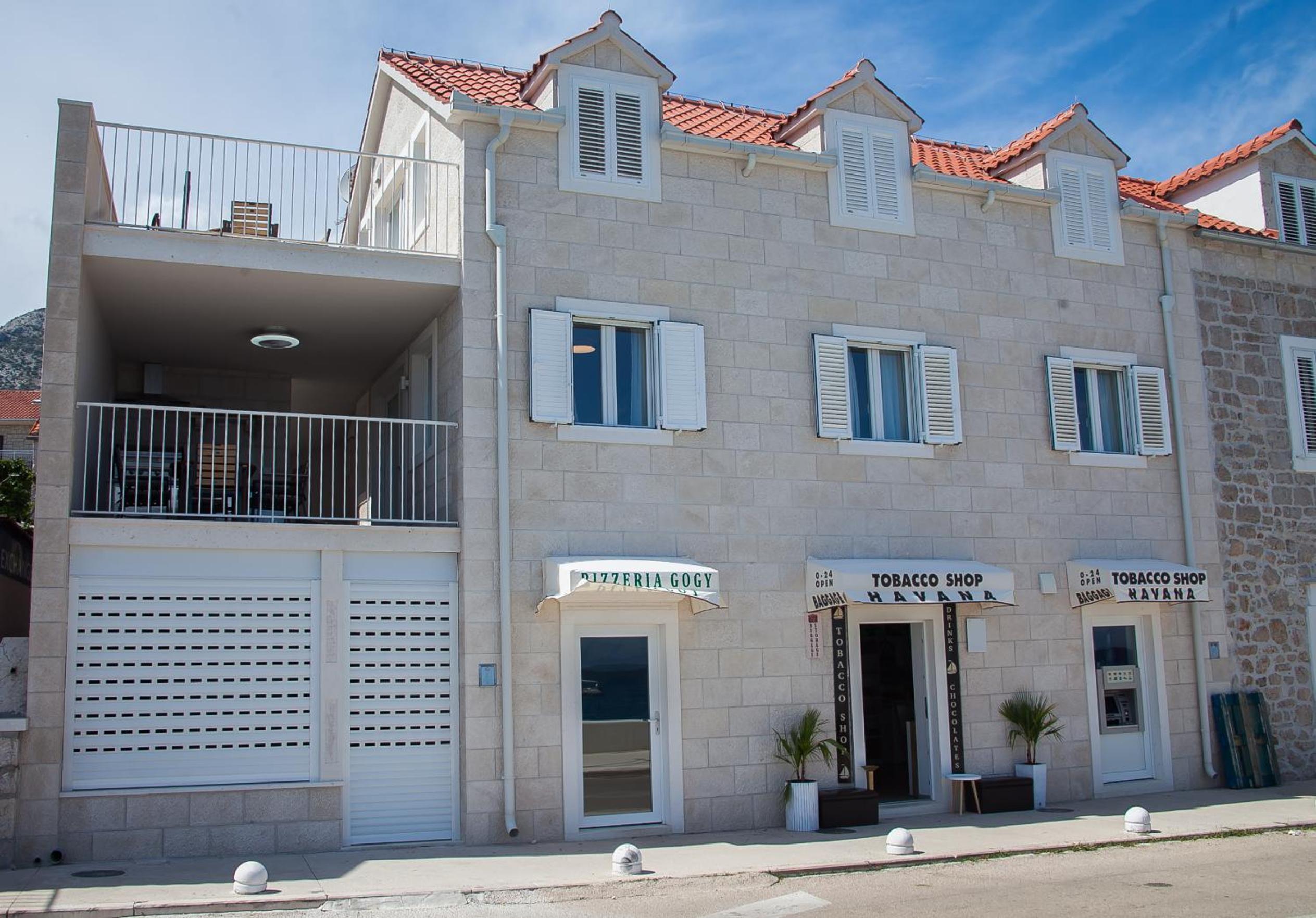 Apartment CasArosa - Free Private Parking view 3