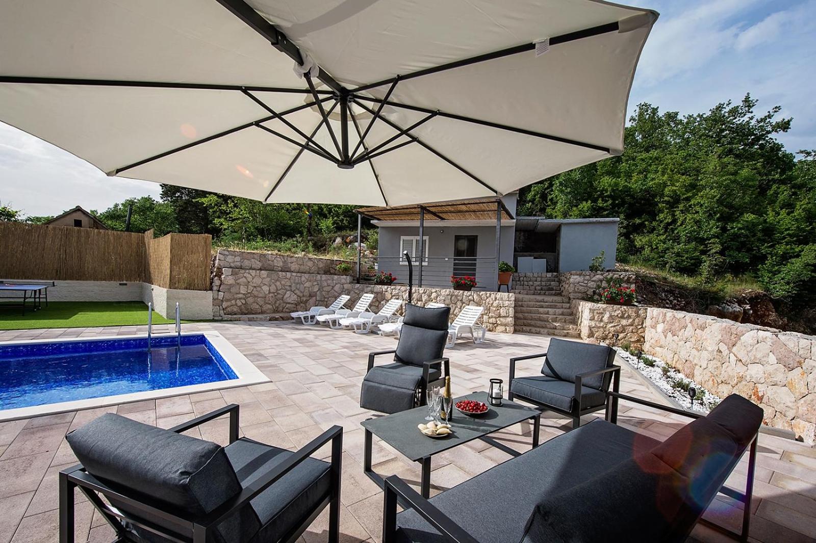 Villa DUKA with heated private pool, Makarska region