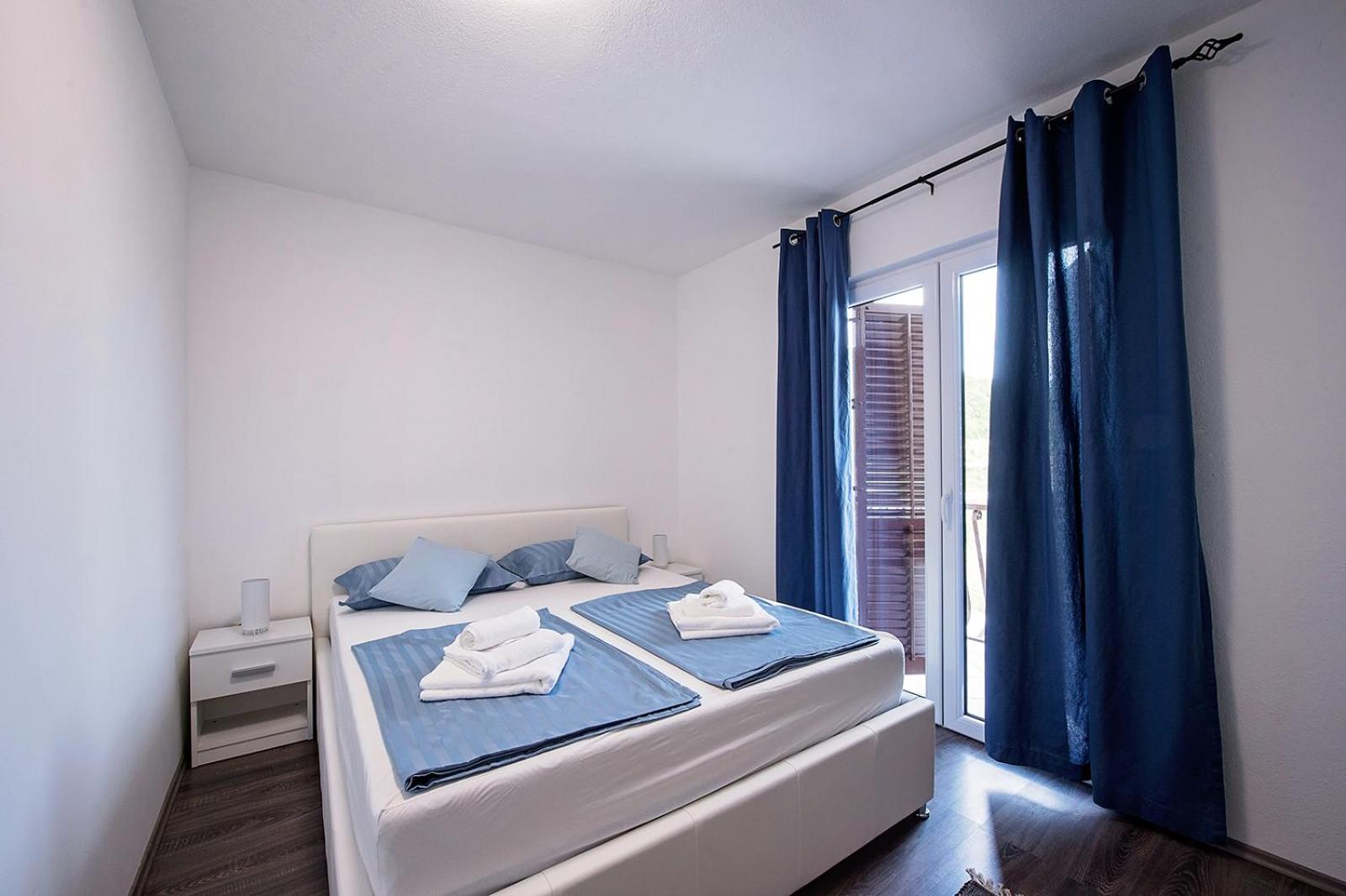 Villa DUKA with heated private pool, Makarska region