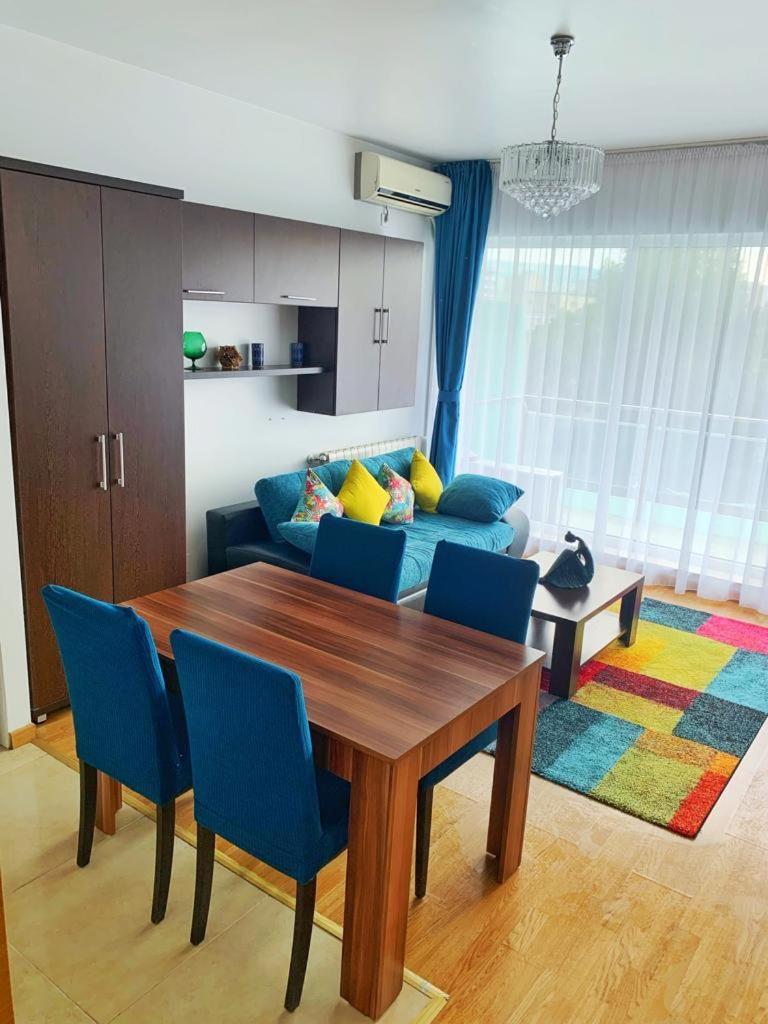 Business Apartments view 4