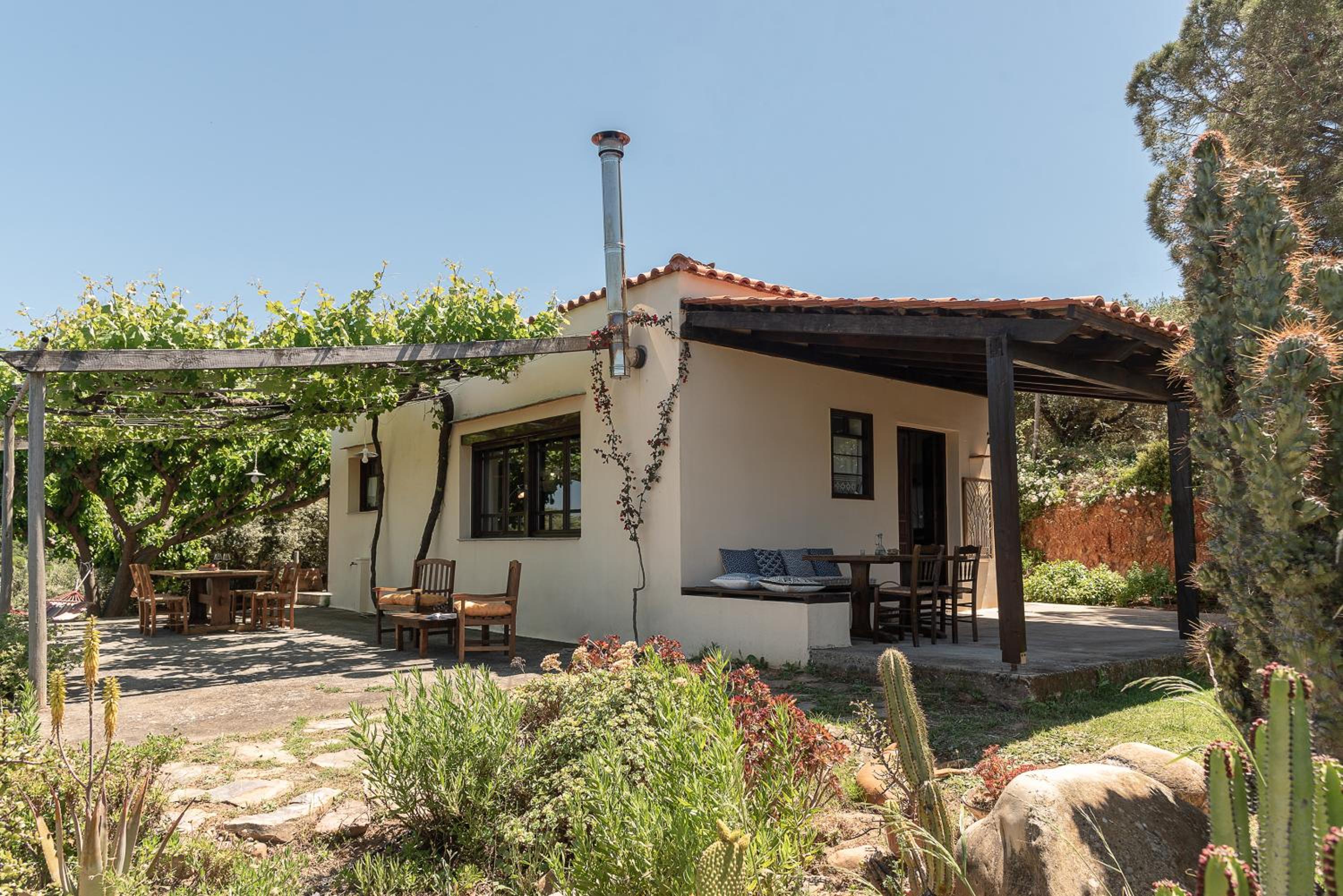 Sarris Home, country house with stunning view view 4