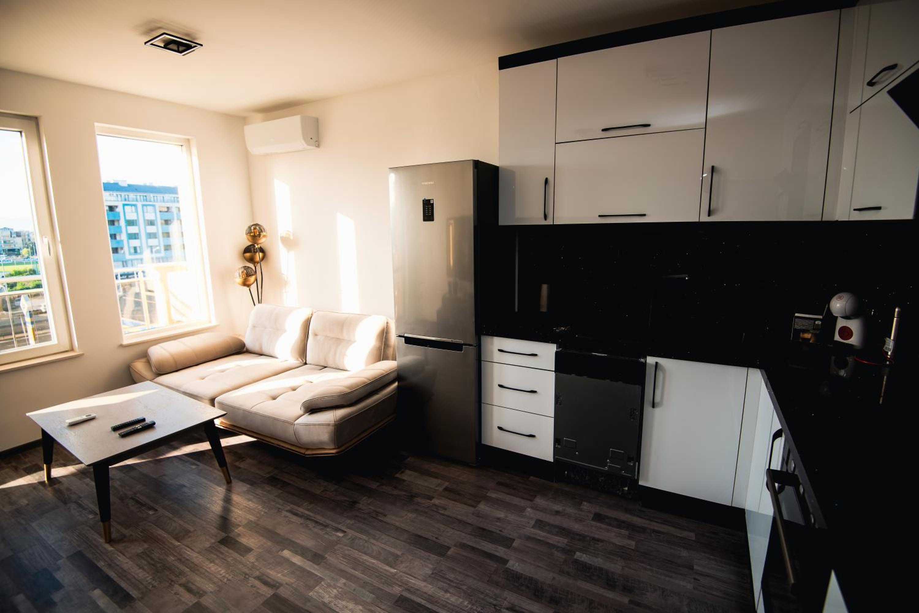 Modern Spacious 1BD Apartment for two in Nesebar by Flat Mаnаger view 5