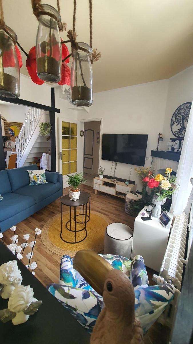 MAISON DE VILLE view 4