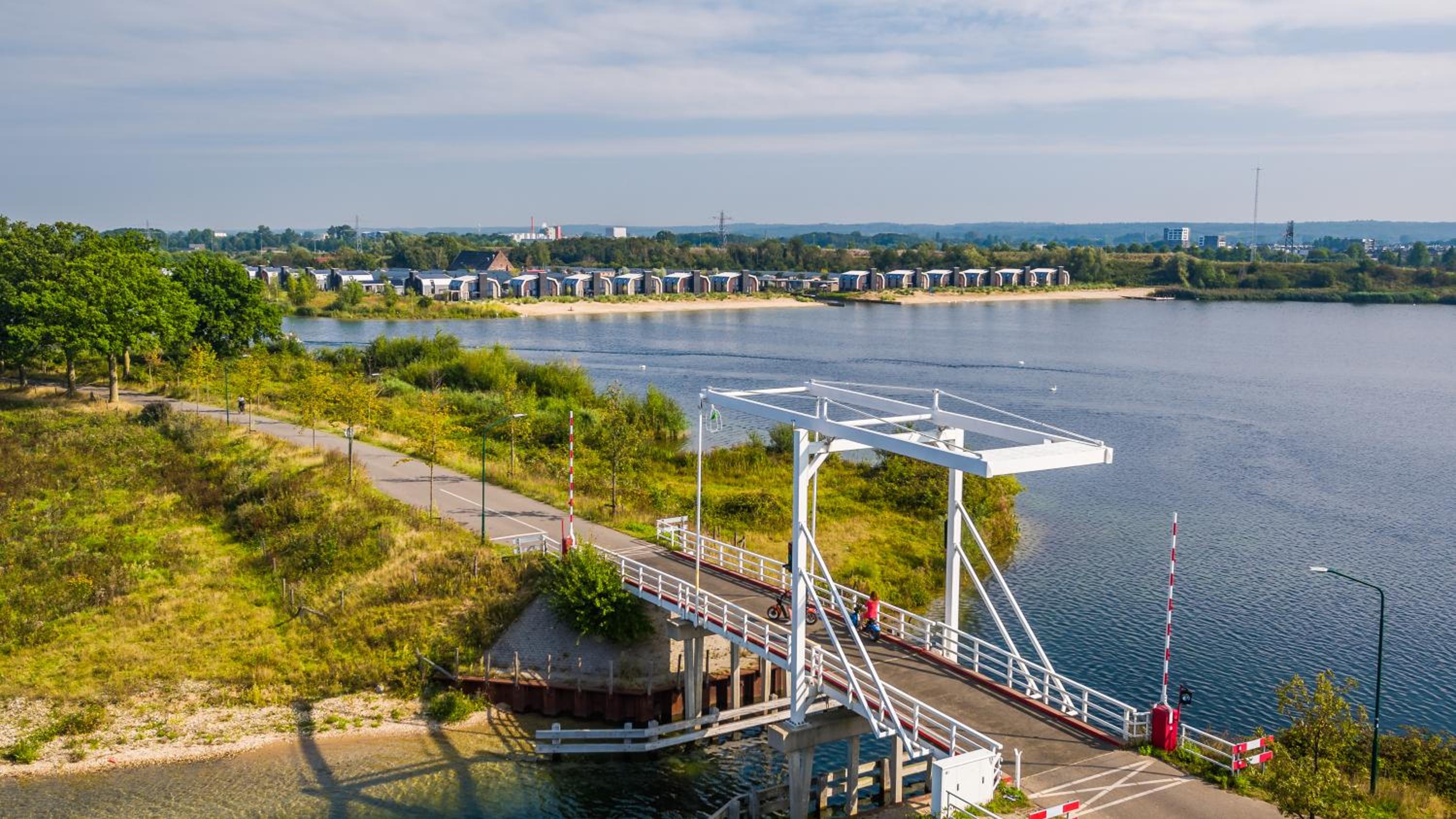EuroParcs De Kraaijenbergse Plassen view 3