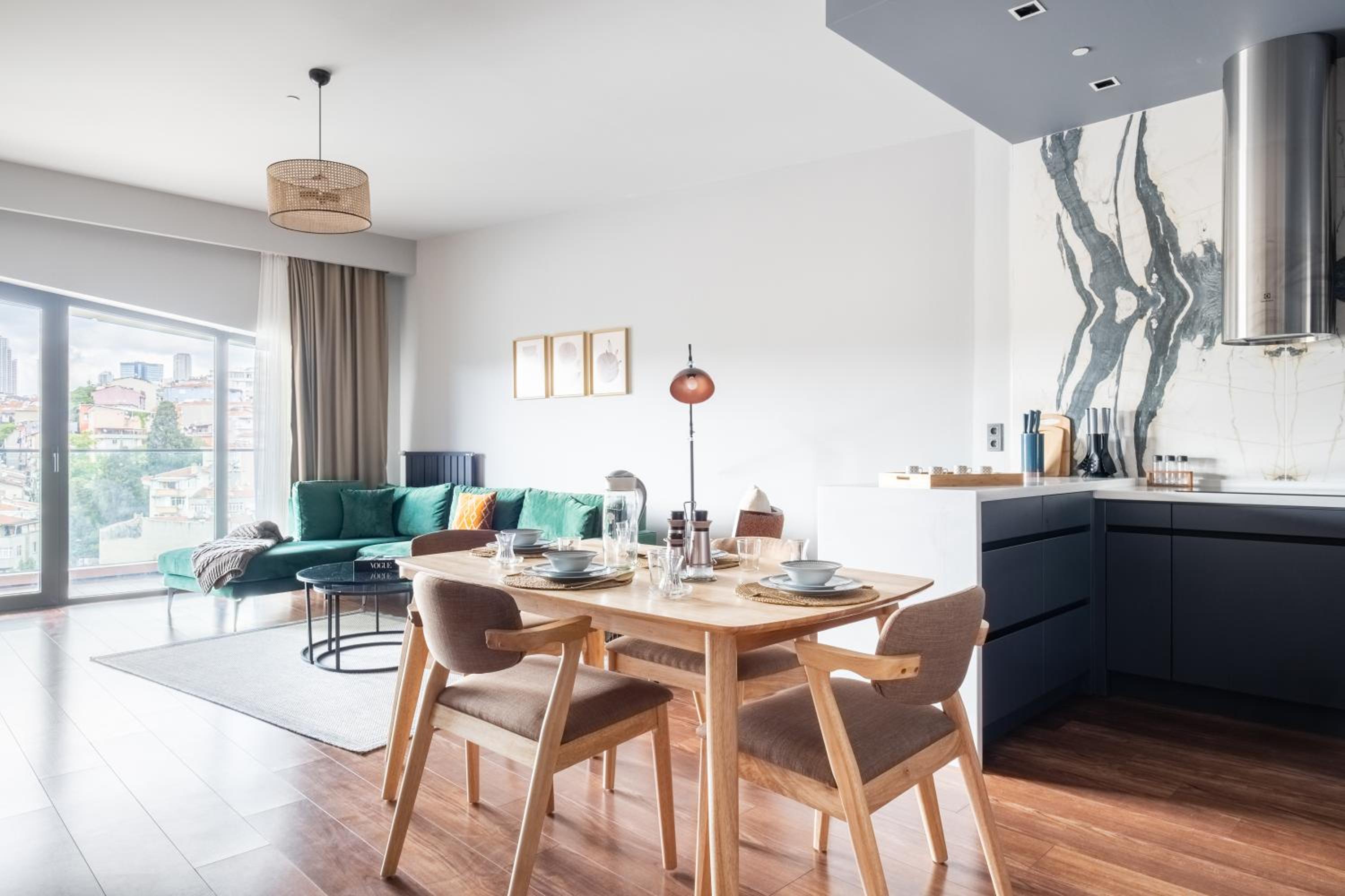 Benesta Residence by NewInn