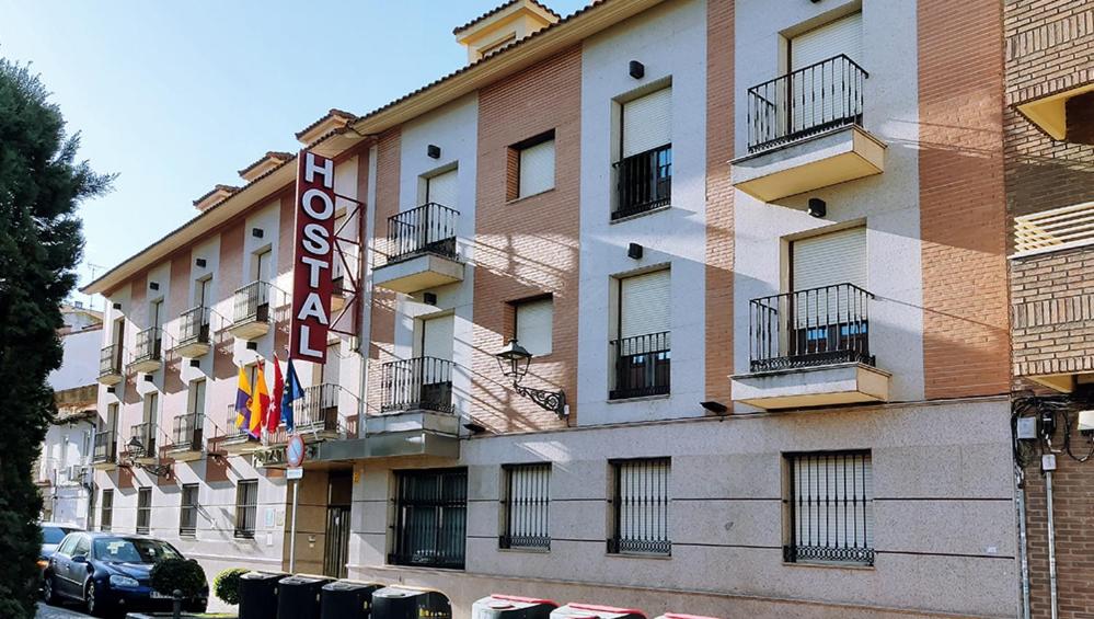 Torrejon de Ardoz Vacations - Hostal Plaza Mayor - Property Image 2