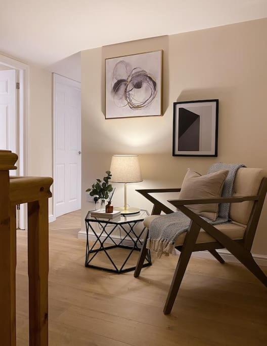 Beautiful & cosy 4 bedroom home view 5