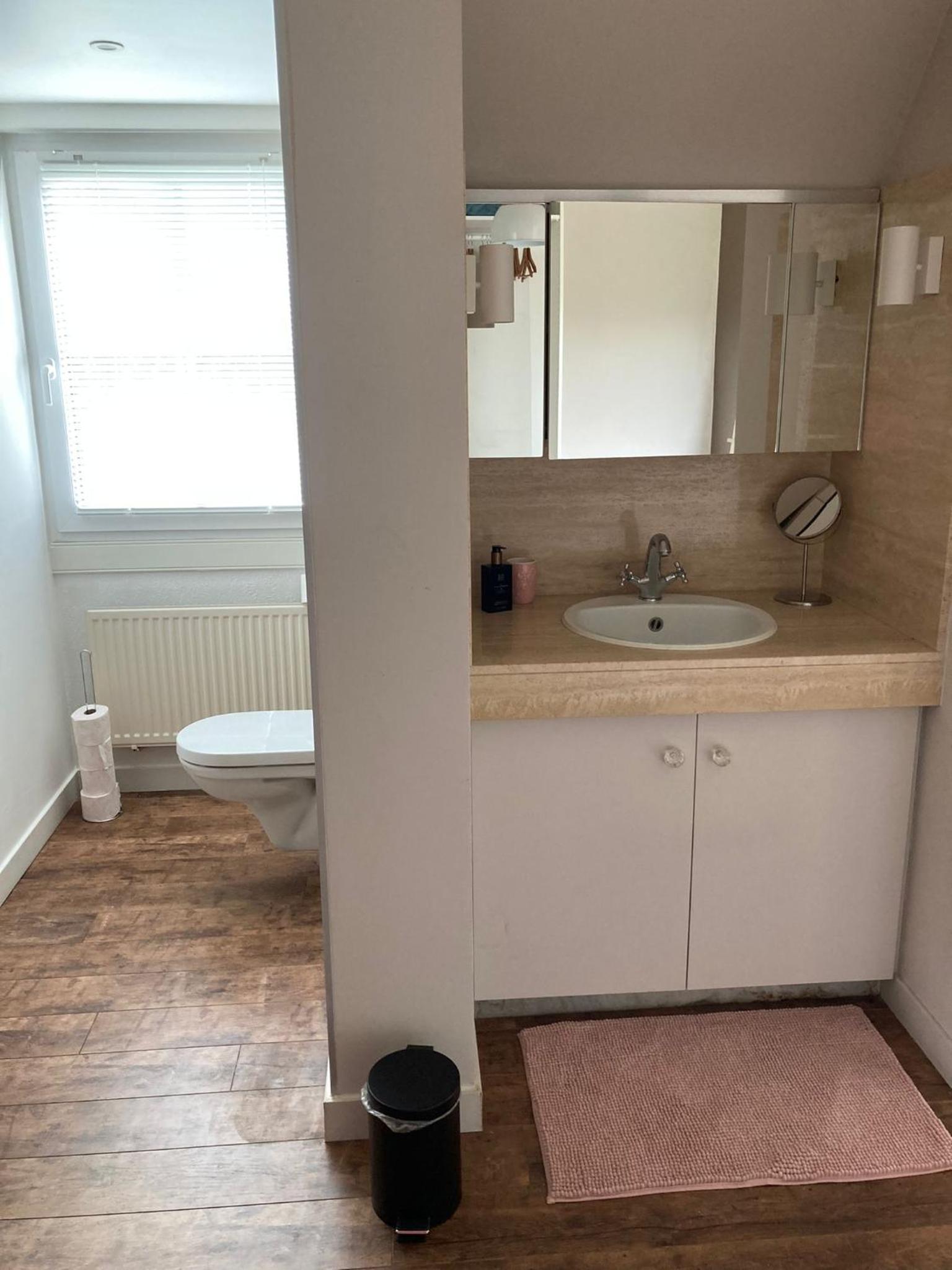 Rustig appartement in het groen met terras