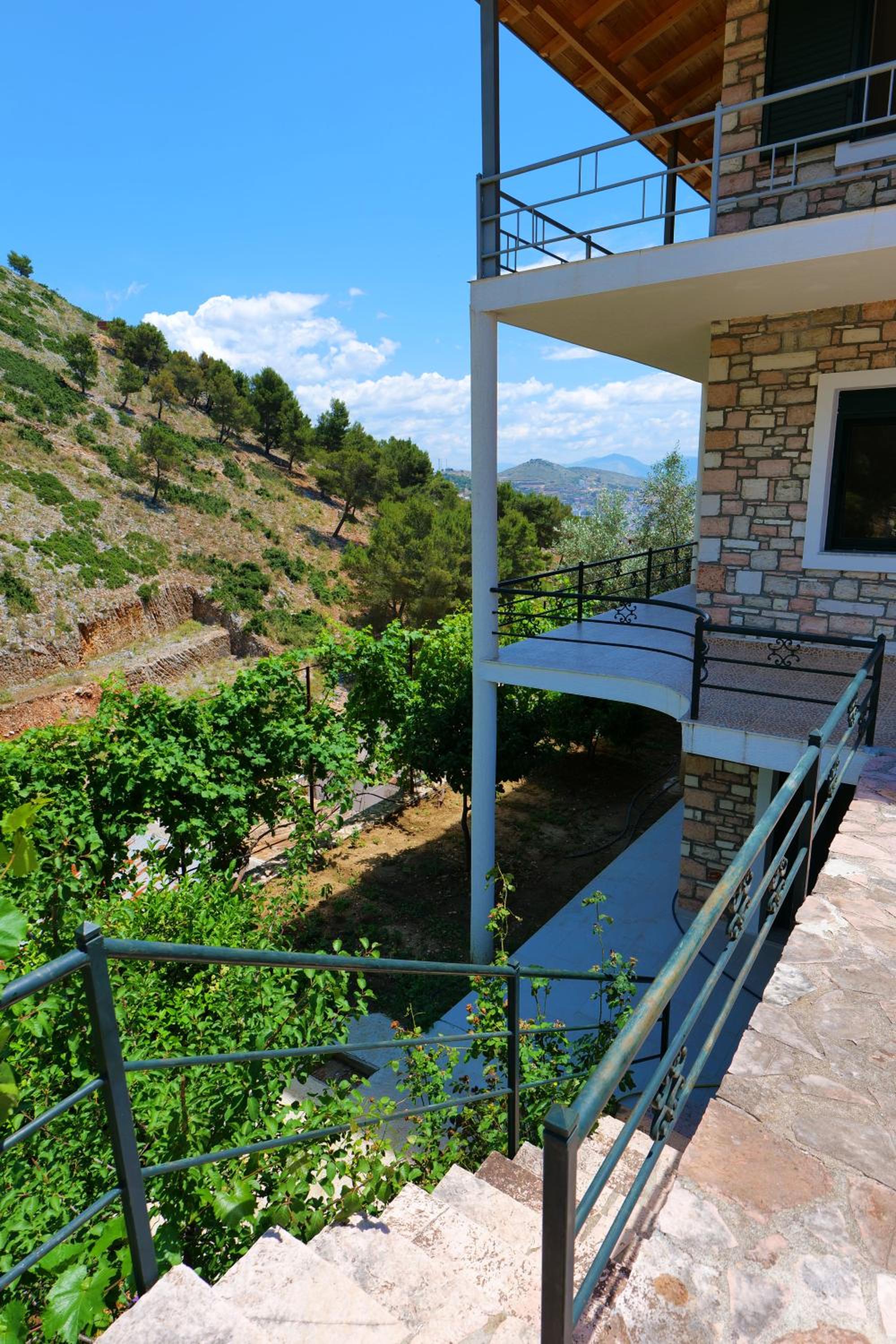 Green Villa