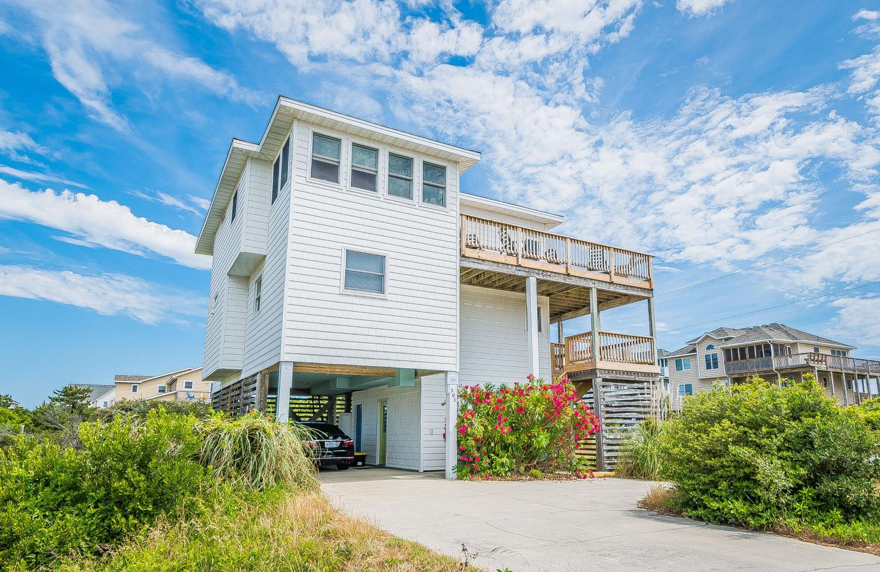 Oasis - Corolla, Ocean Sands, 20 Yards to Beach, Pool, Hot Tub, Pets OK