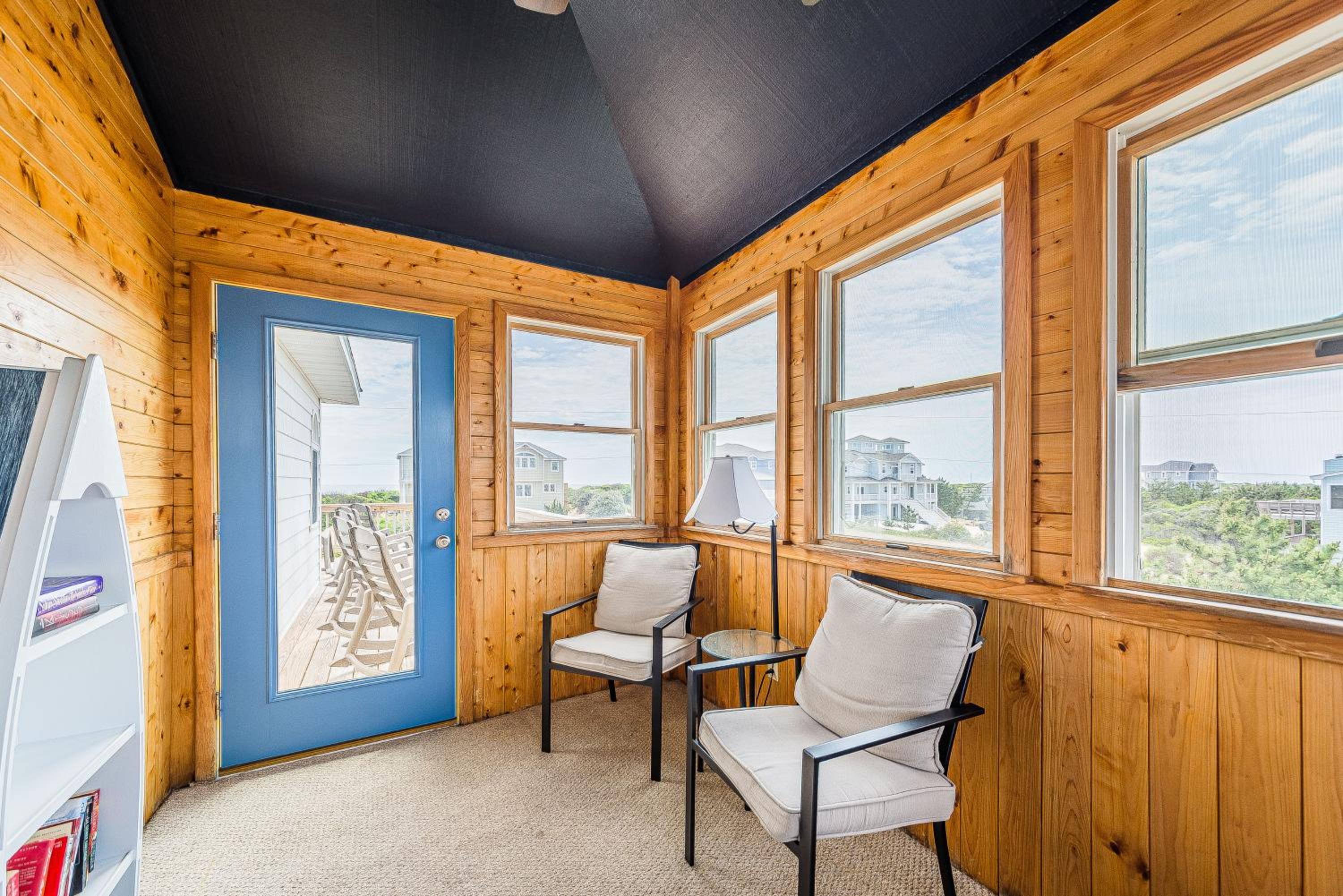 Oasis - Corolla, Ocean Sands, 20 Yards to Beach, Pool, Hot Tub, Pets OK