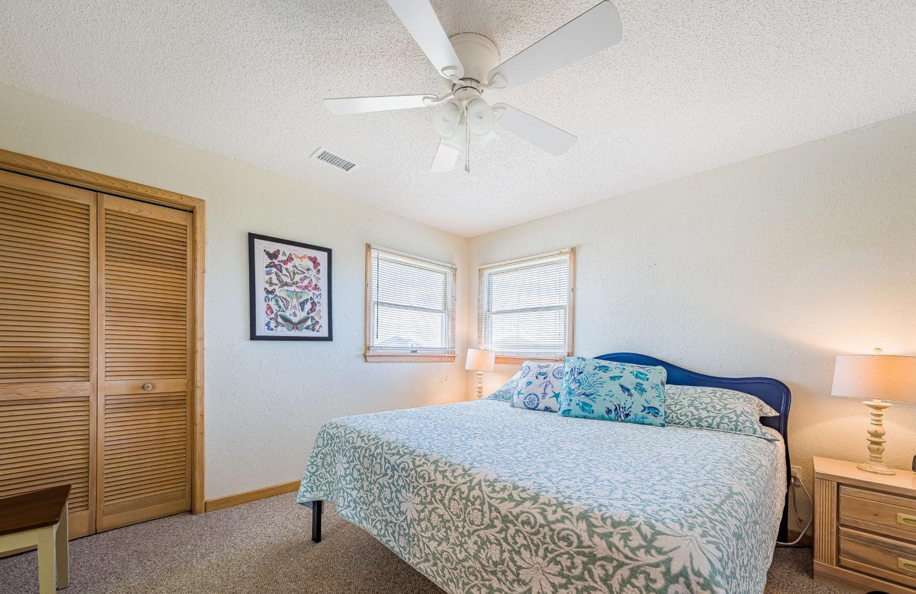 Oasis - Corolla, Ocean Sands, 20 Yards to Beach, Pool, Hot Tub, Pets OK