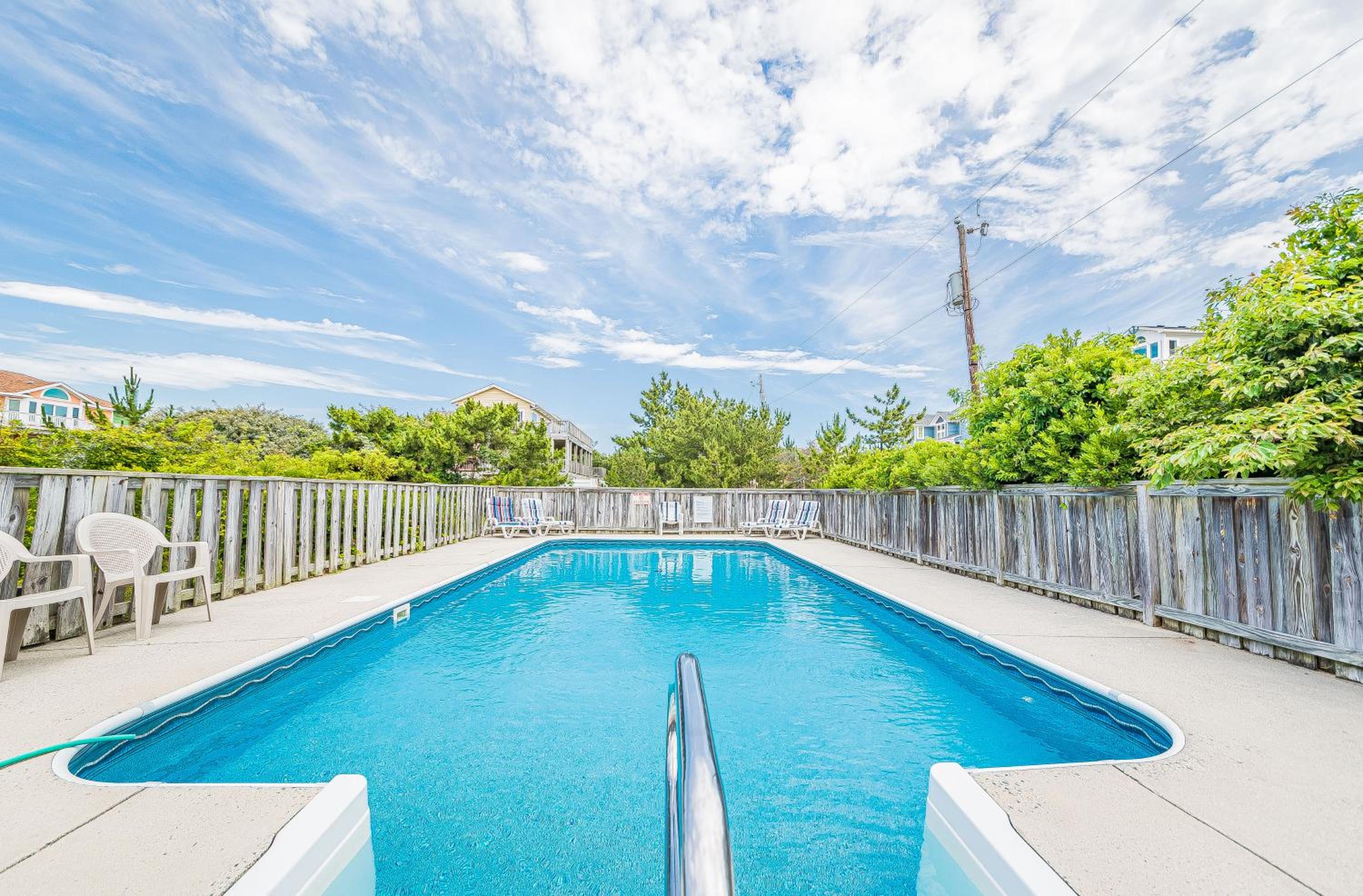 Oasis - Corolla, Ocean Sands, 20 Yards to Beach, Pool, Hot Tub, Pets OK