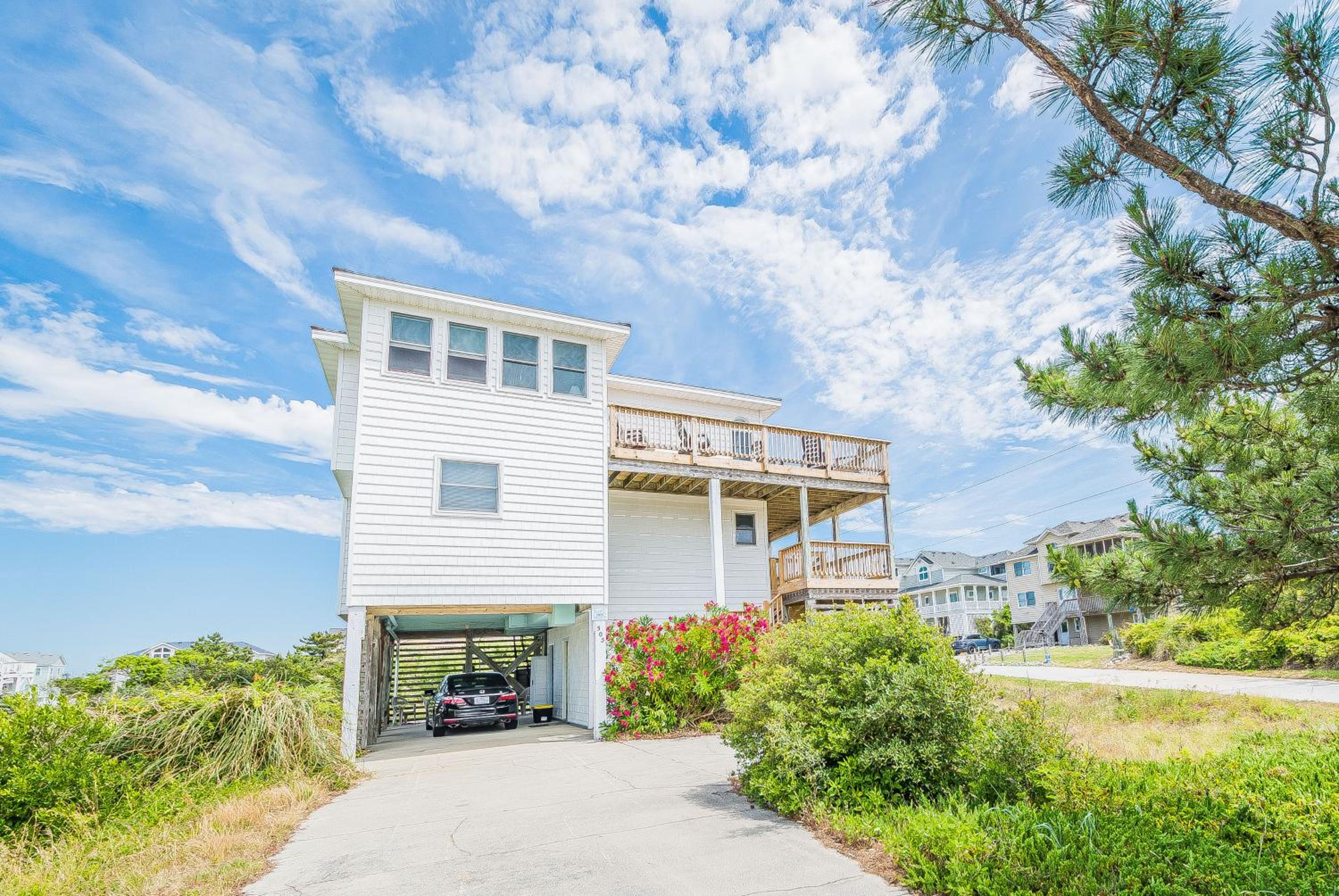 Oasis - Corolla, Ocean Sands, 20 Yards to Beach, Pool, Hot Tub, Pets OK