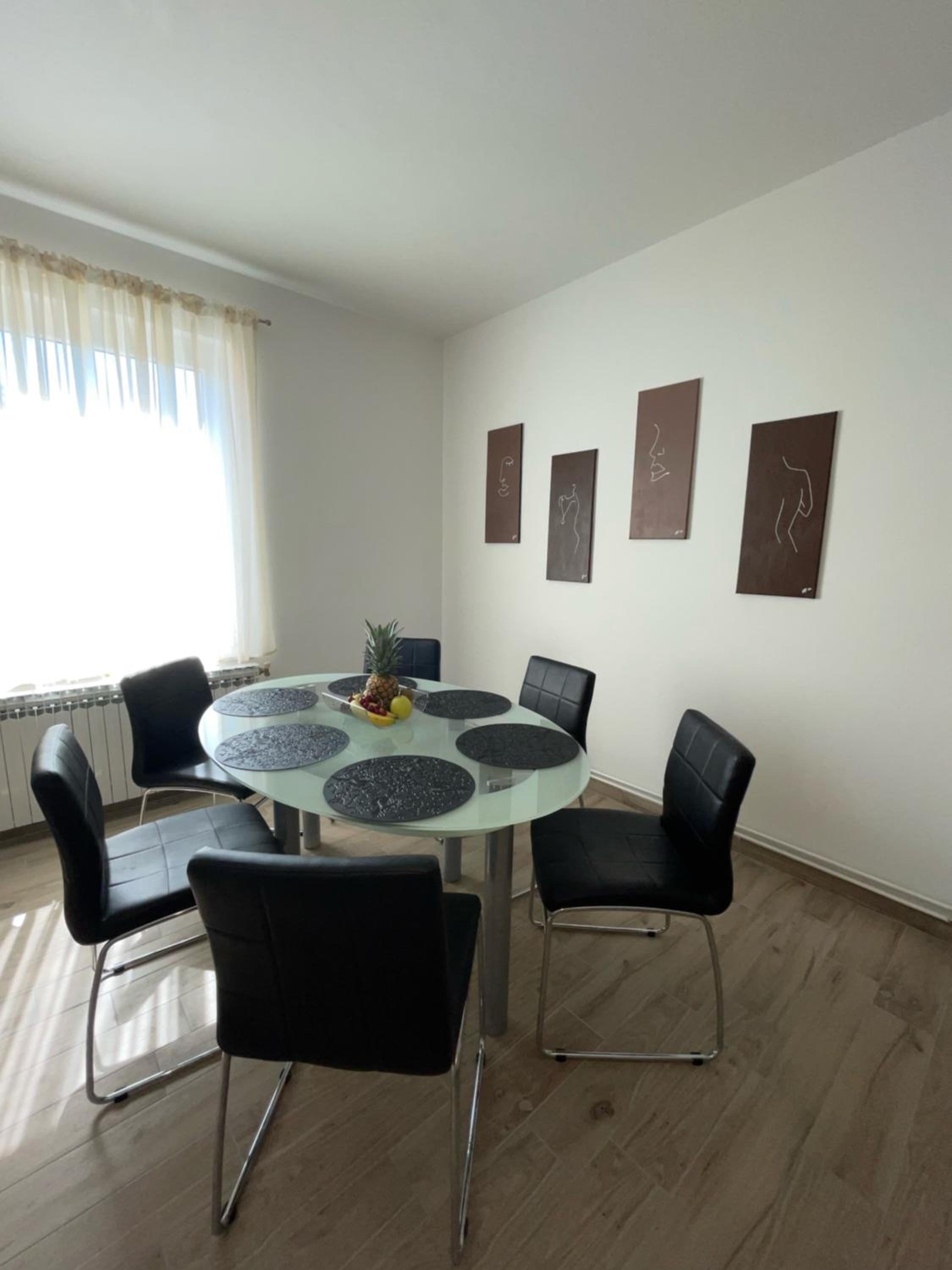 Apartman Varea view 3