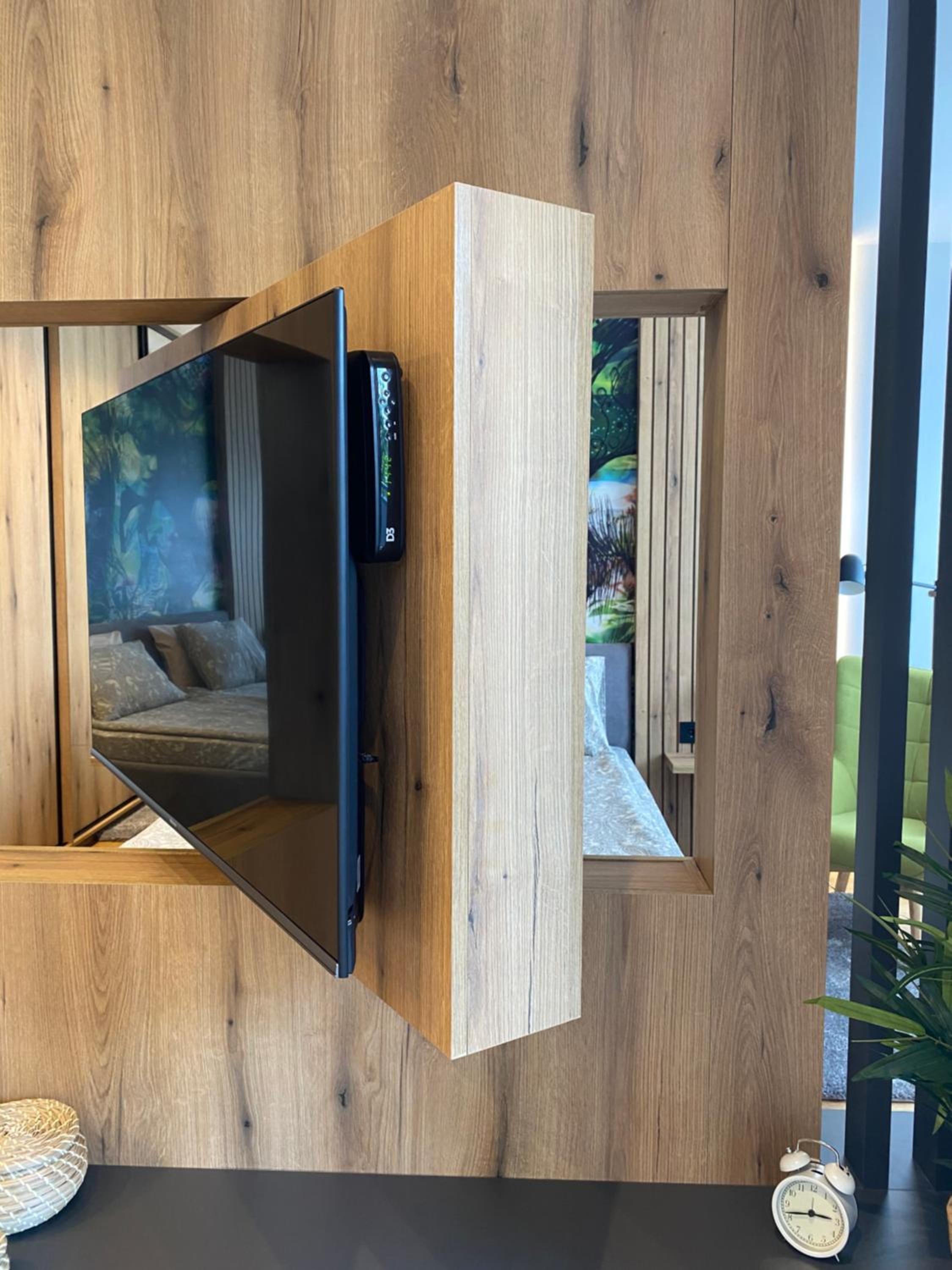 Tesla 8 Apartment view 5