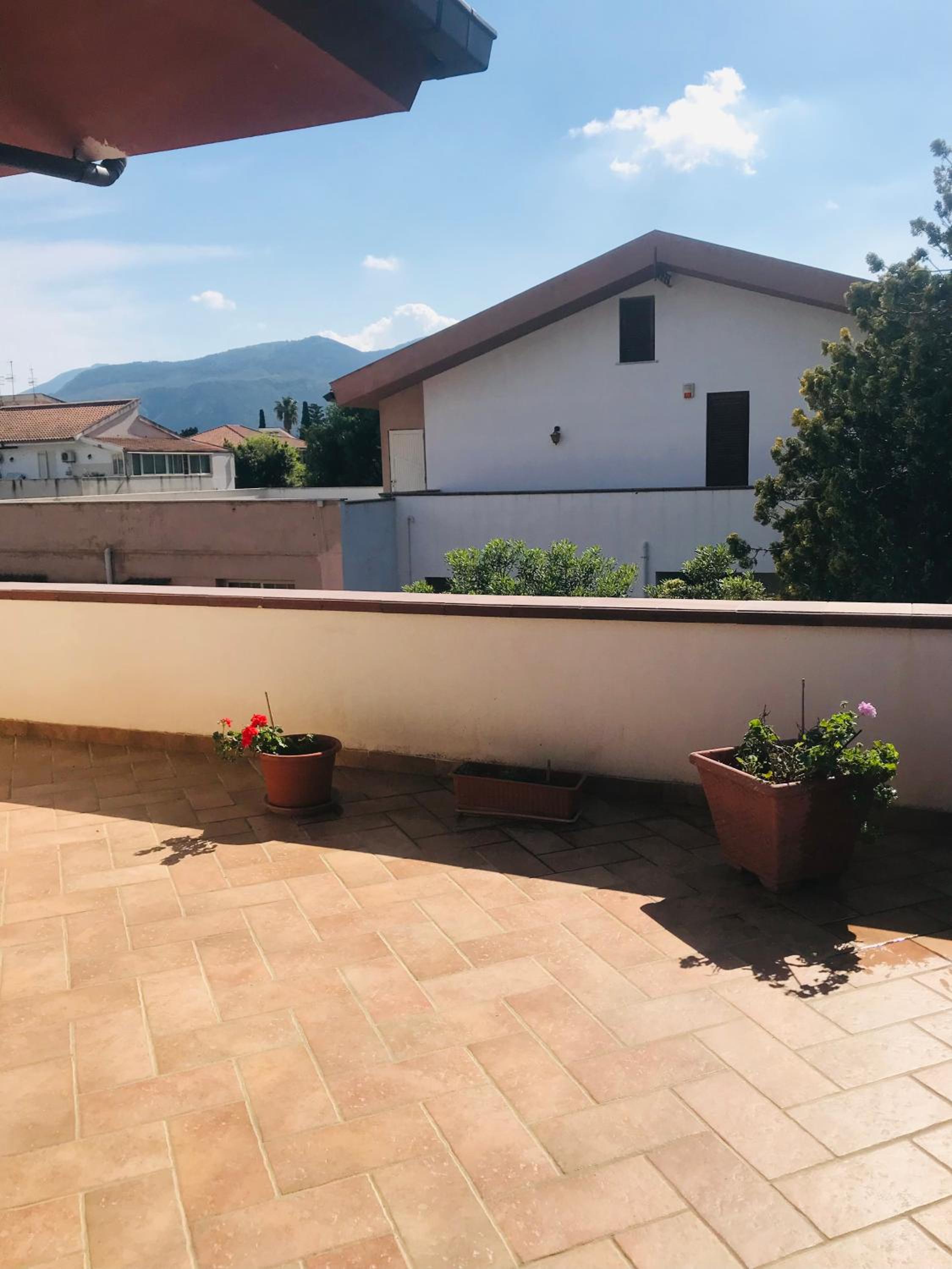 Mondello Aiace 40 en Mondello — balance & terrace