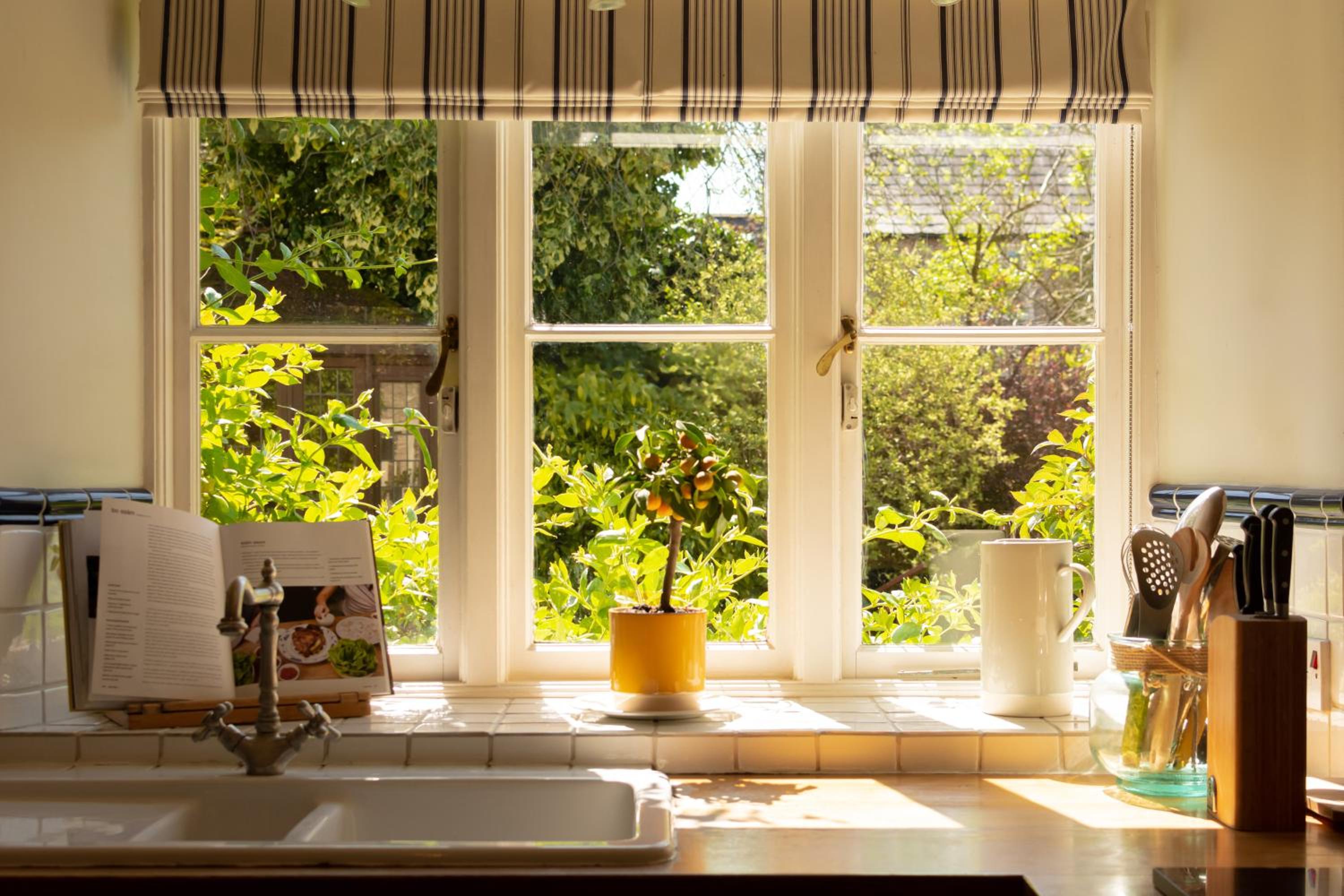 Casina Cottage view 4