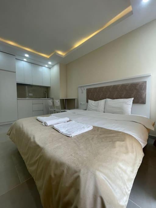 Leo Group Luxury Apartment 13-289 Sunrise Batumi view 3