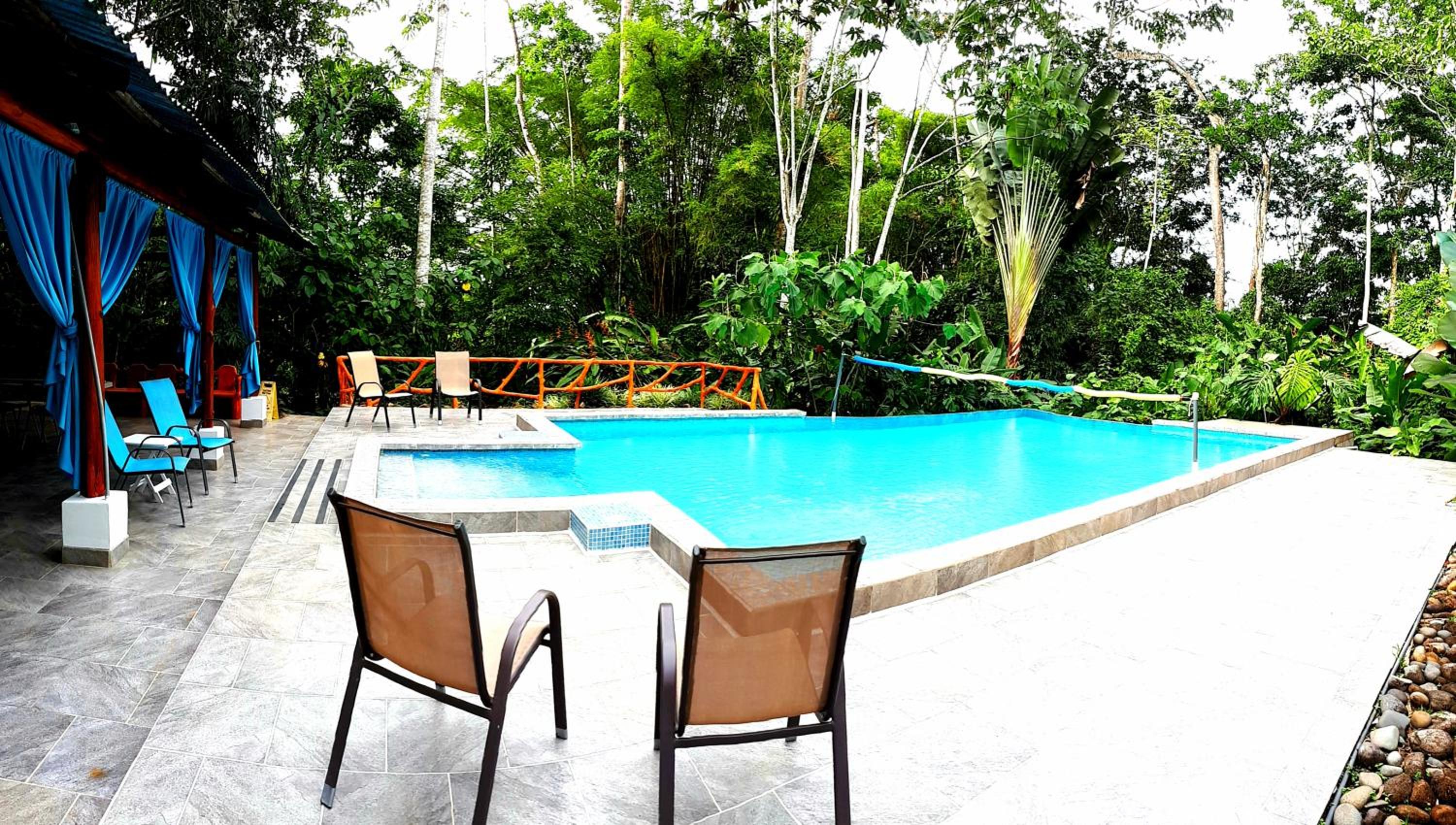 Tropical Paradise Bungalows