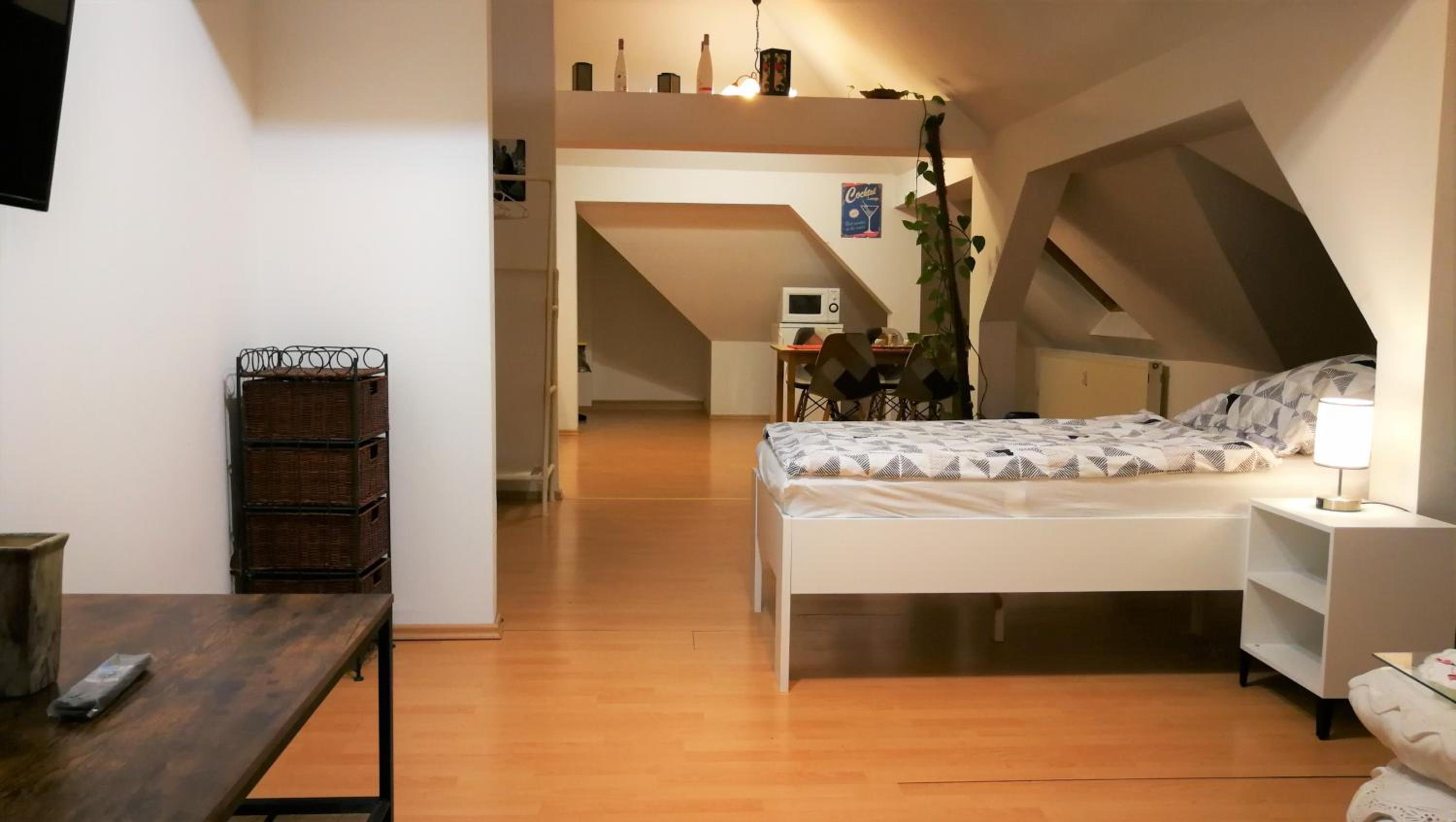 Attic Oelsnitz am Hegebach mit Netflix und Parkplatz Self Check-in - Property Image 28