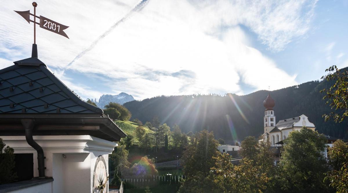 Hotel Paradies view 4