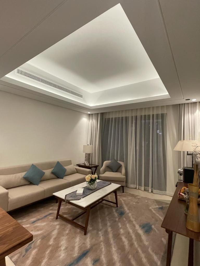 Three-Bedroom Apartments Hotel