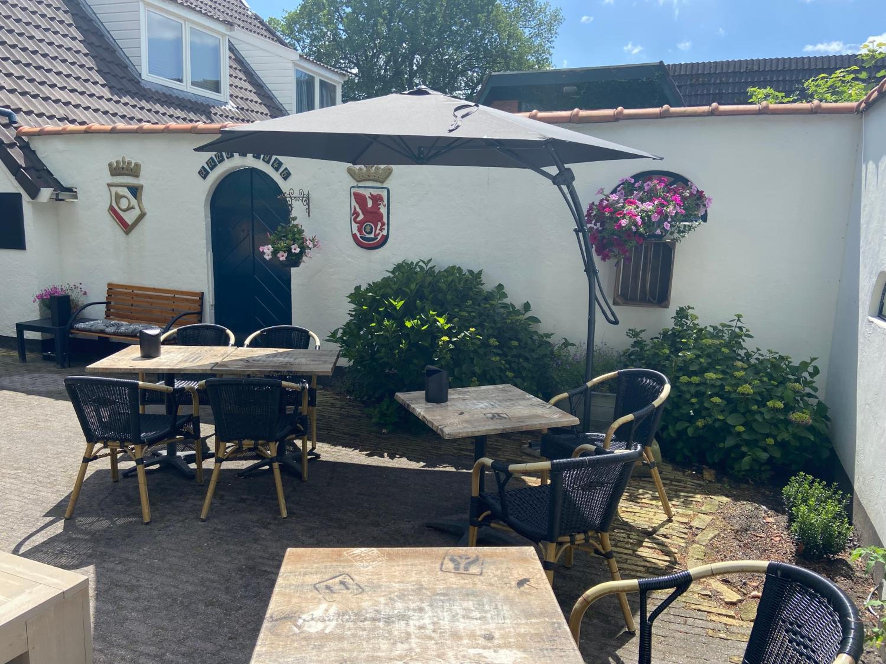 Photo 18