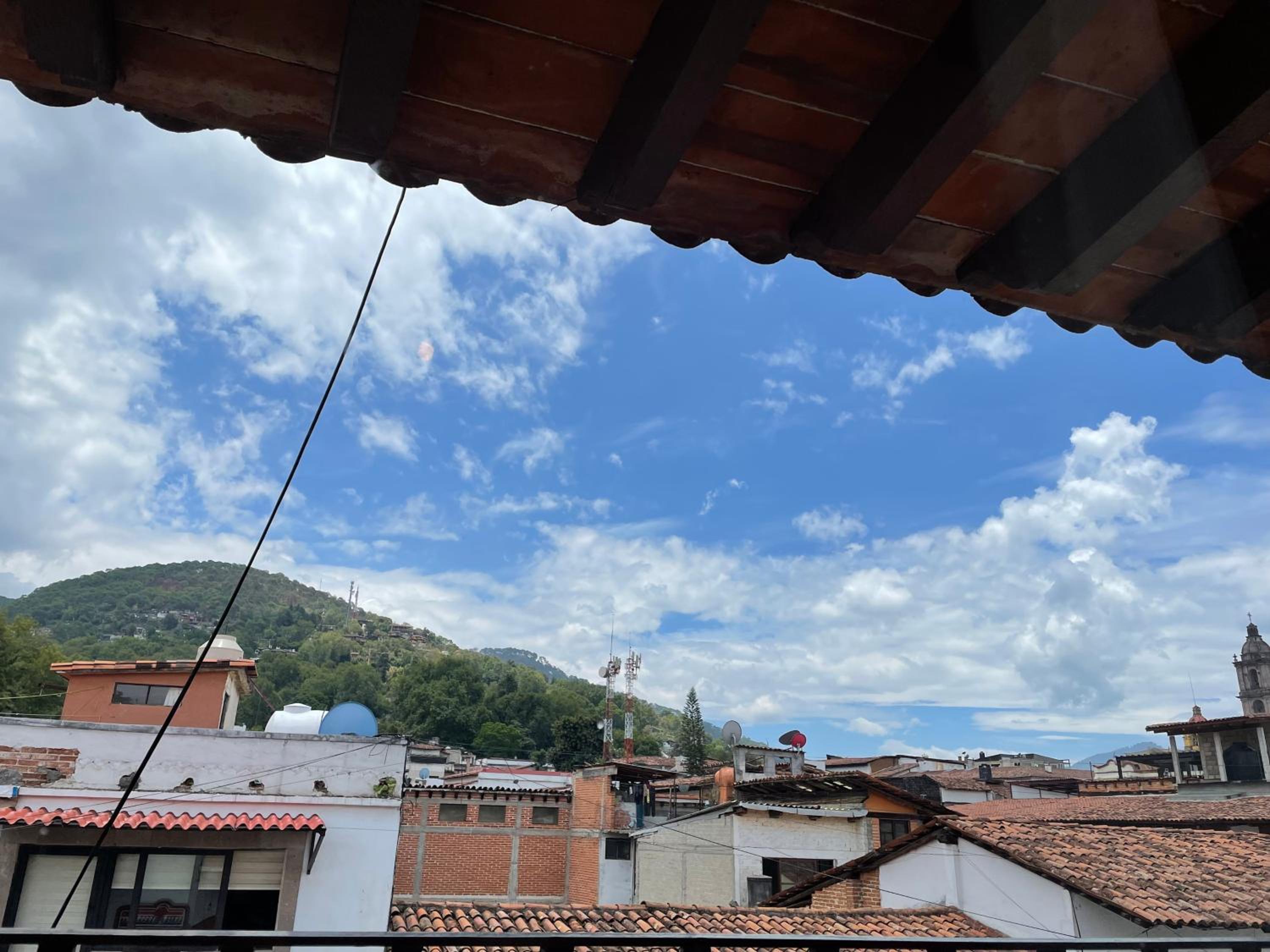 Hotel Hospedaje Las Orquideas - Image 1