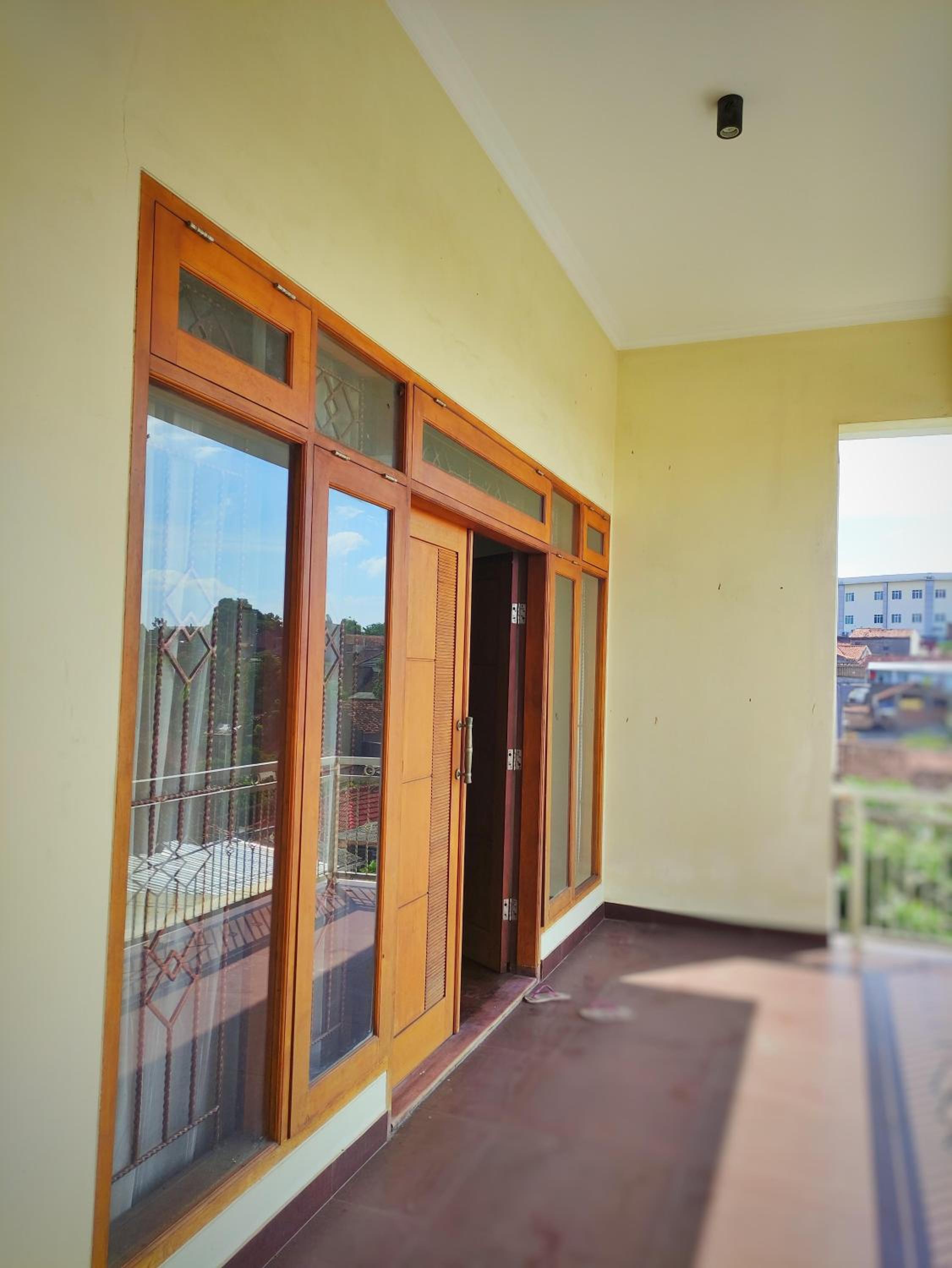 Homestay Parikesit Rent Full House view 5
