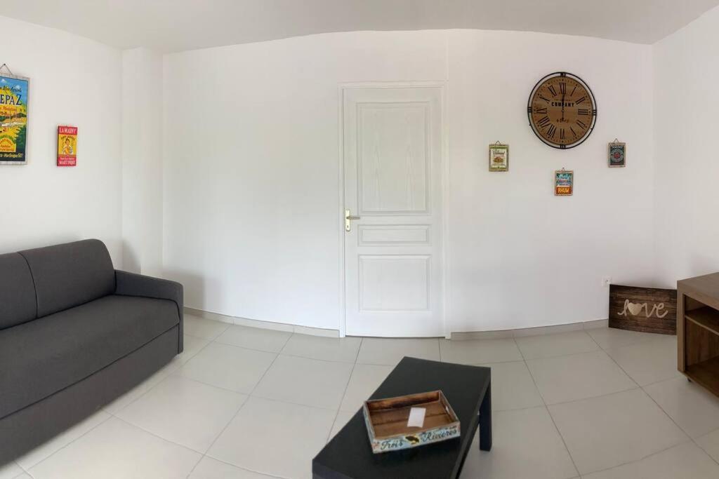 KAZ'ANTILLAISE APPT AVEC PISCINE TI MAEVA 3/4P. LE LAMENTIN view 2