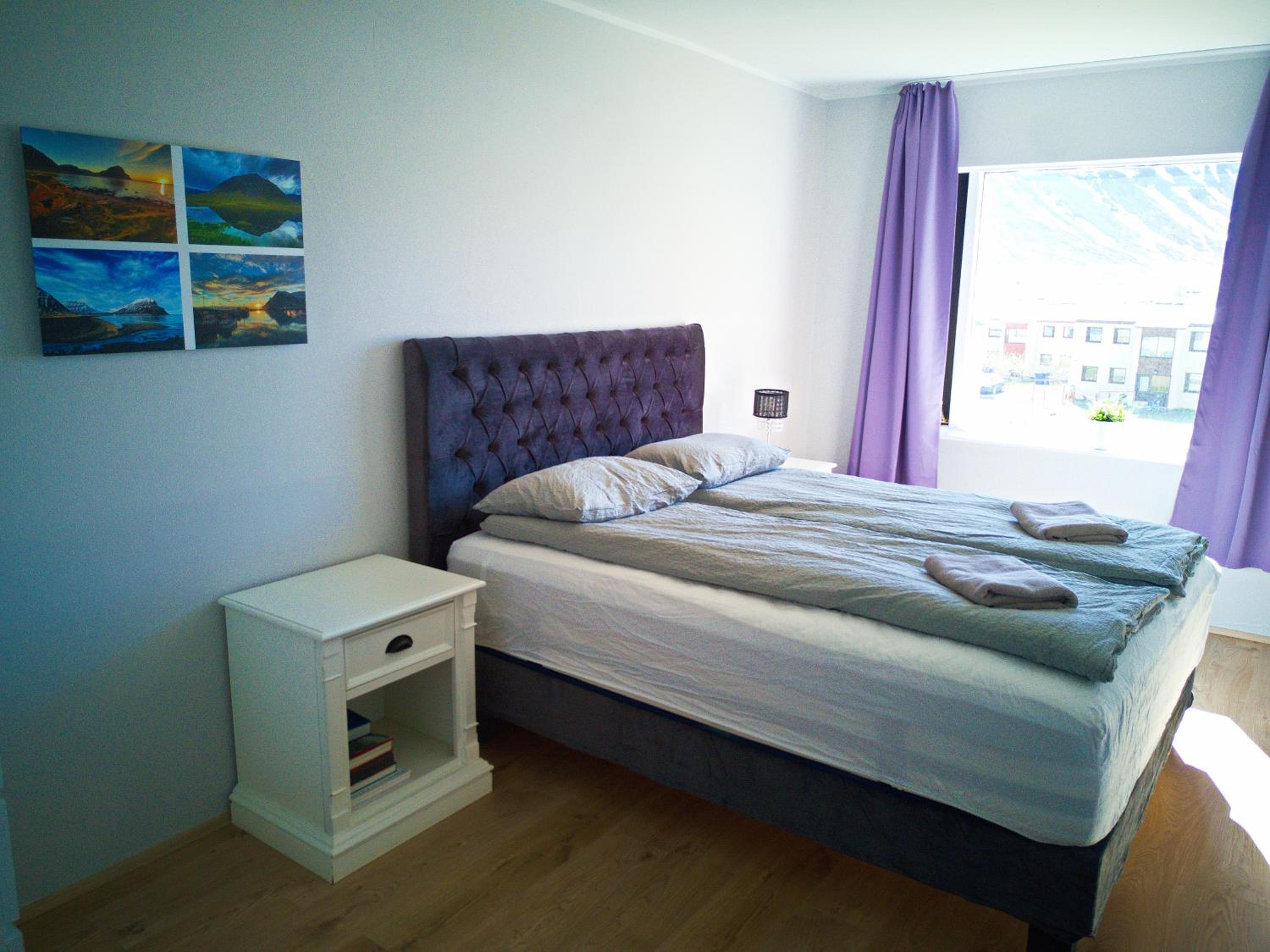 Apartment with Amazing Mountain View view 3