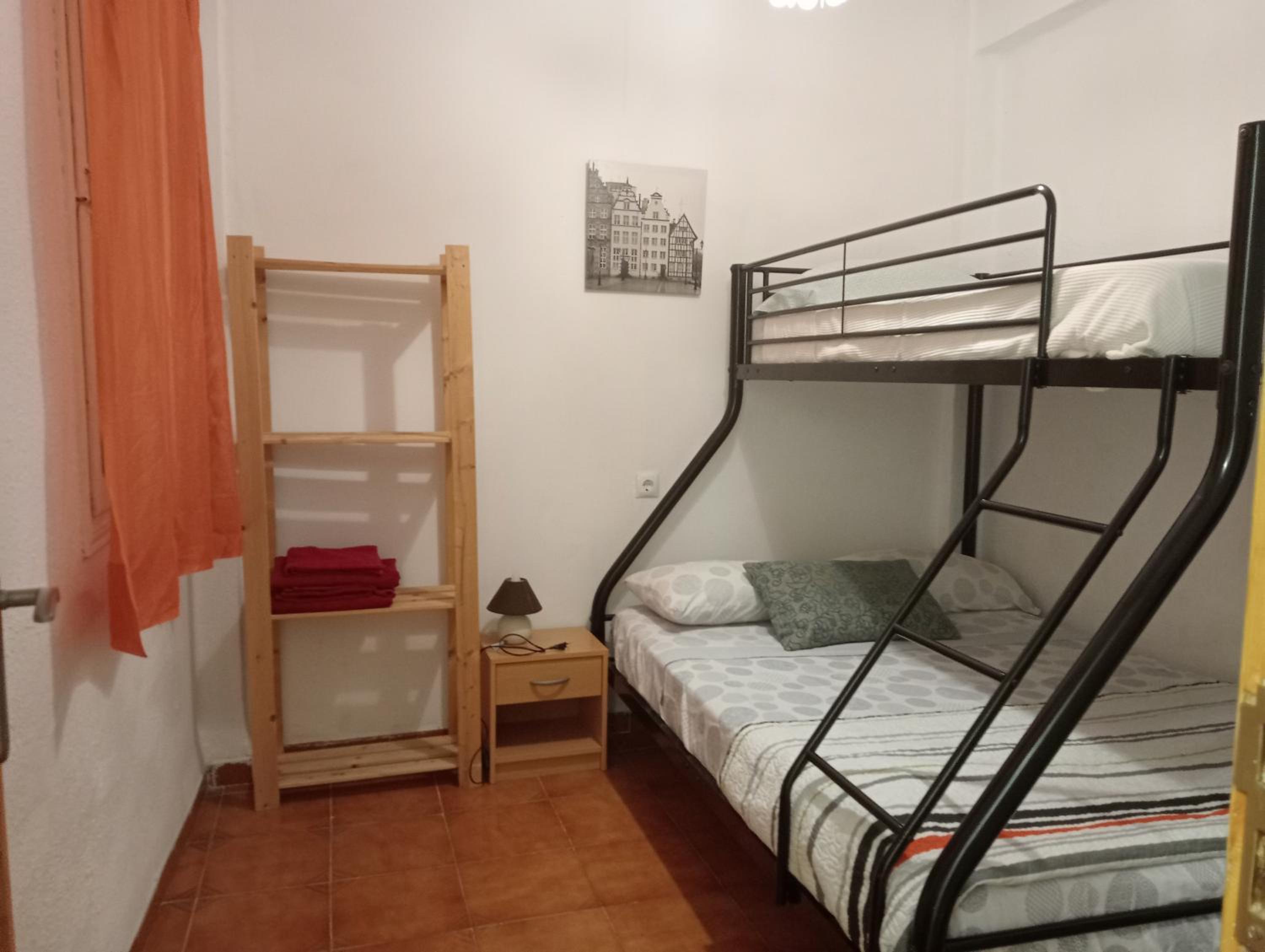 Valencia Vacations - Apartamento La Marina Real - Property Image 1
