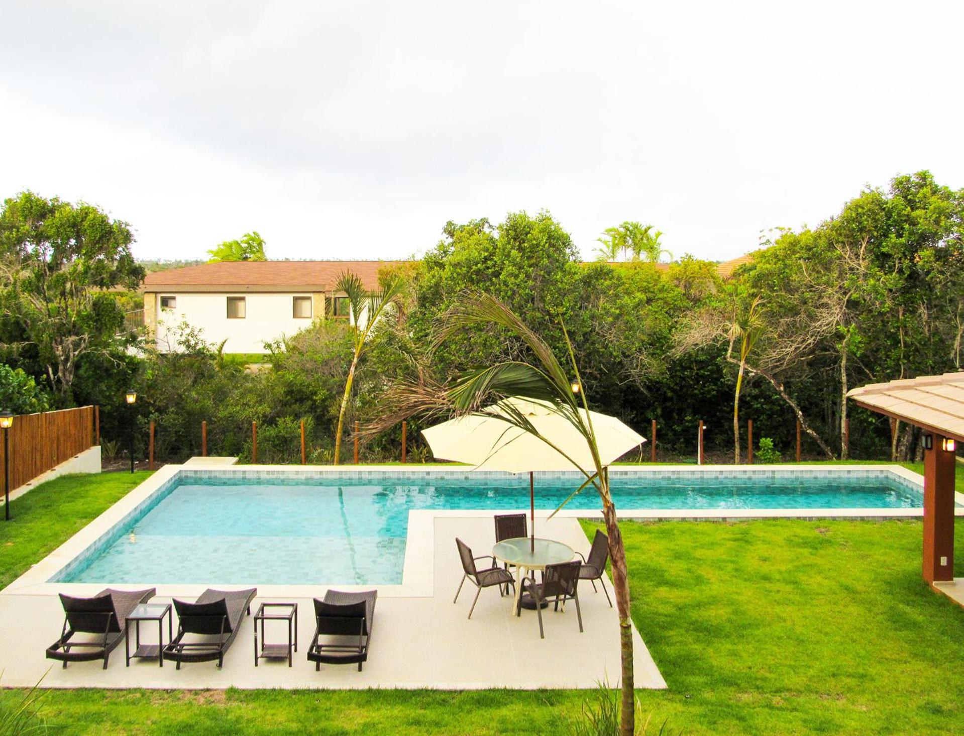 Casa incrivel c piscina e lazer Praia do Forte BA