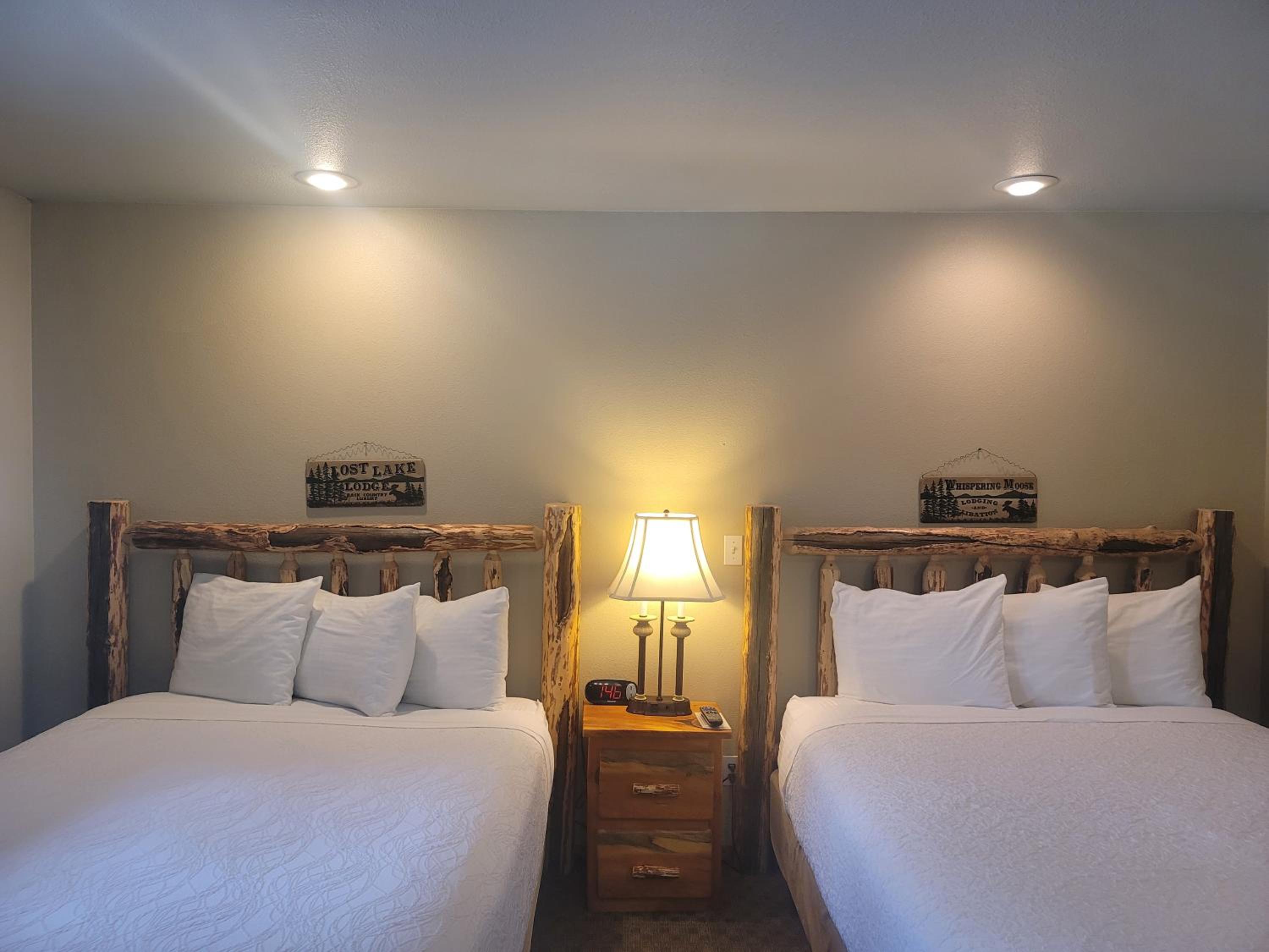 Riverfront Motel & Cabins