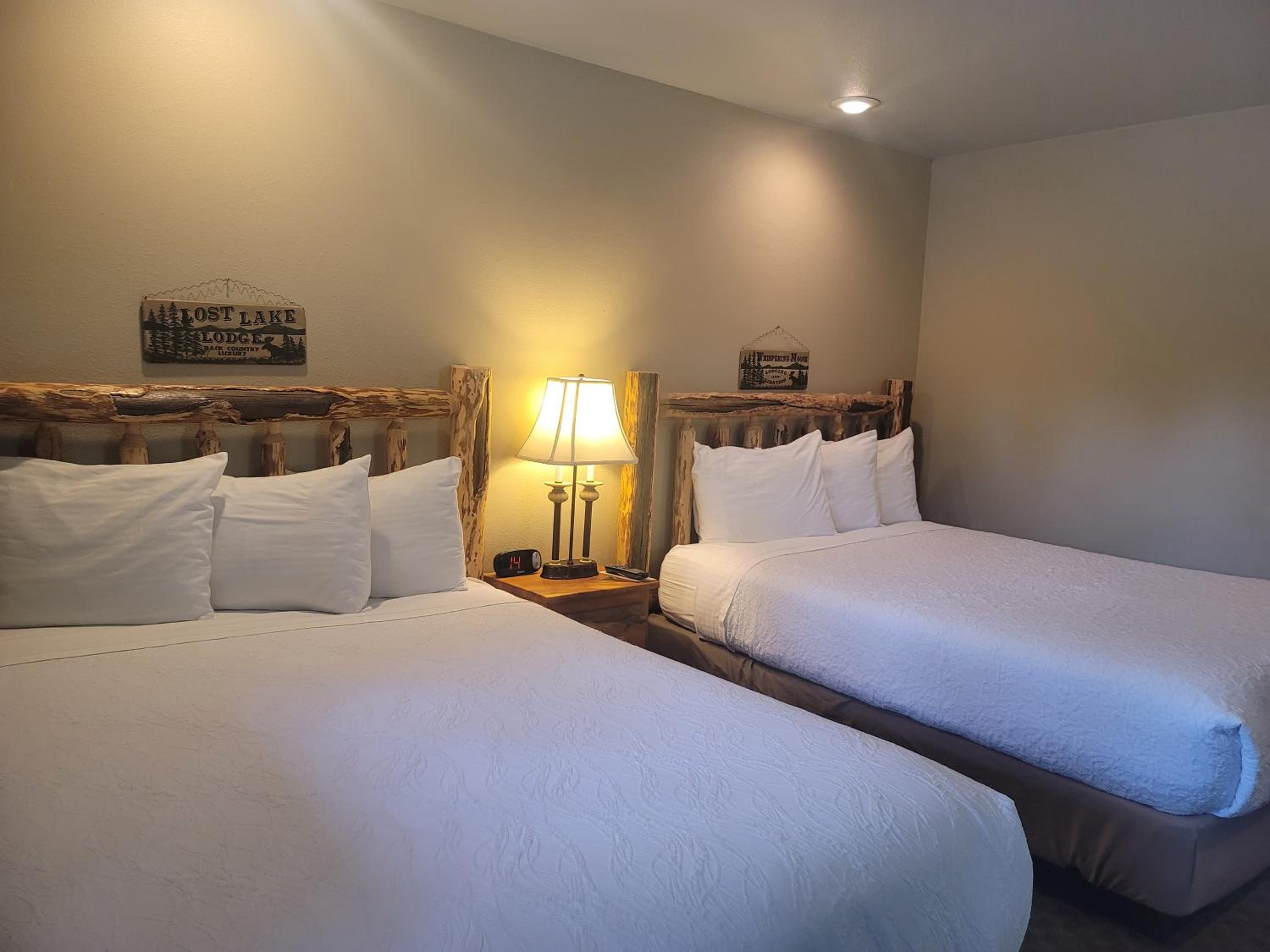 Riverfront Motel & Cabins